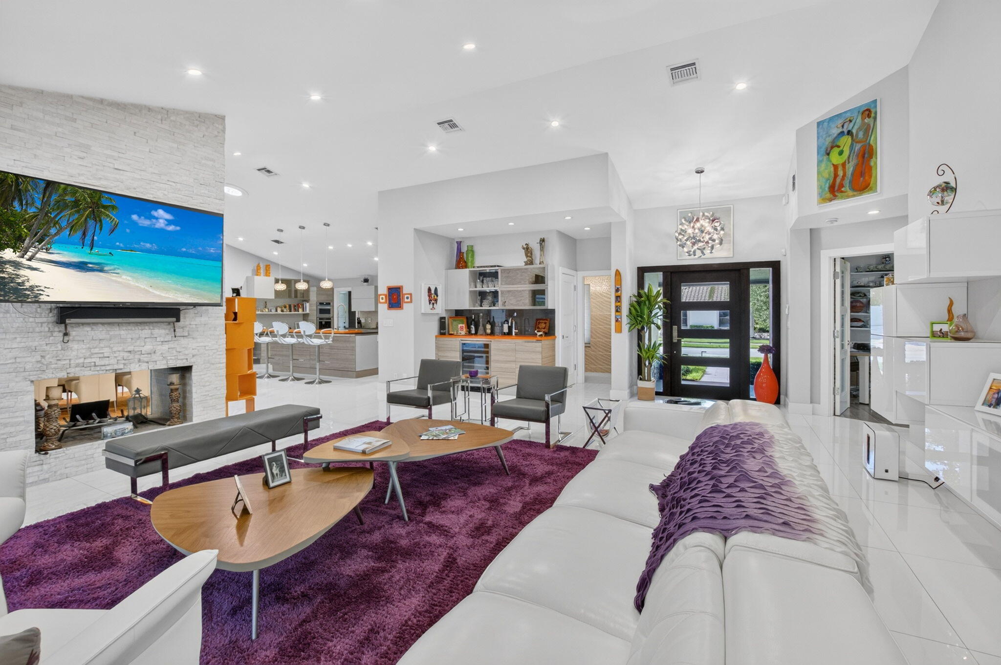 WOODFIELD HUNT CLUB - Residential