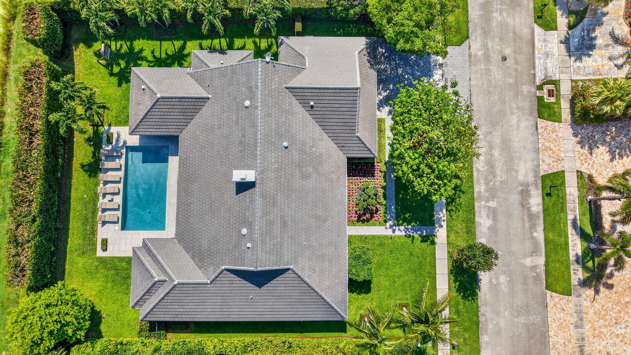 WOODFIELD HUNT CLUB - Residential