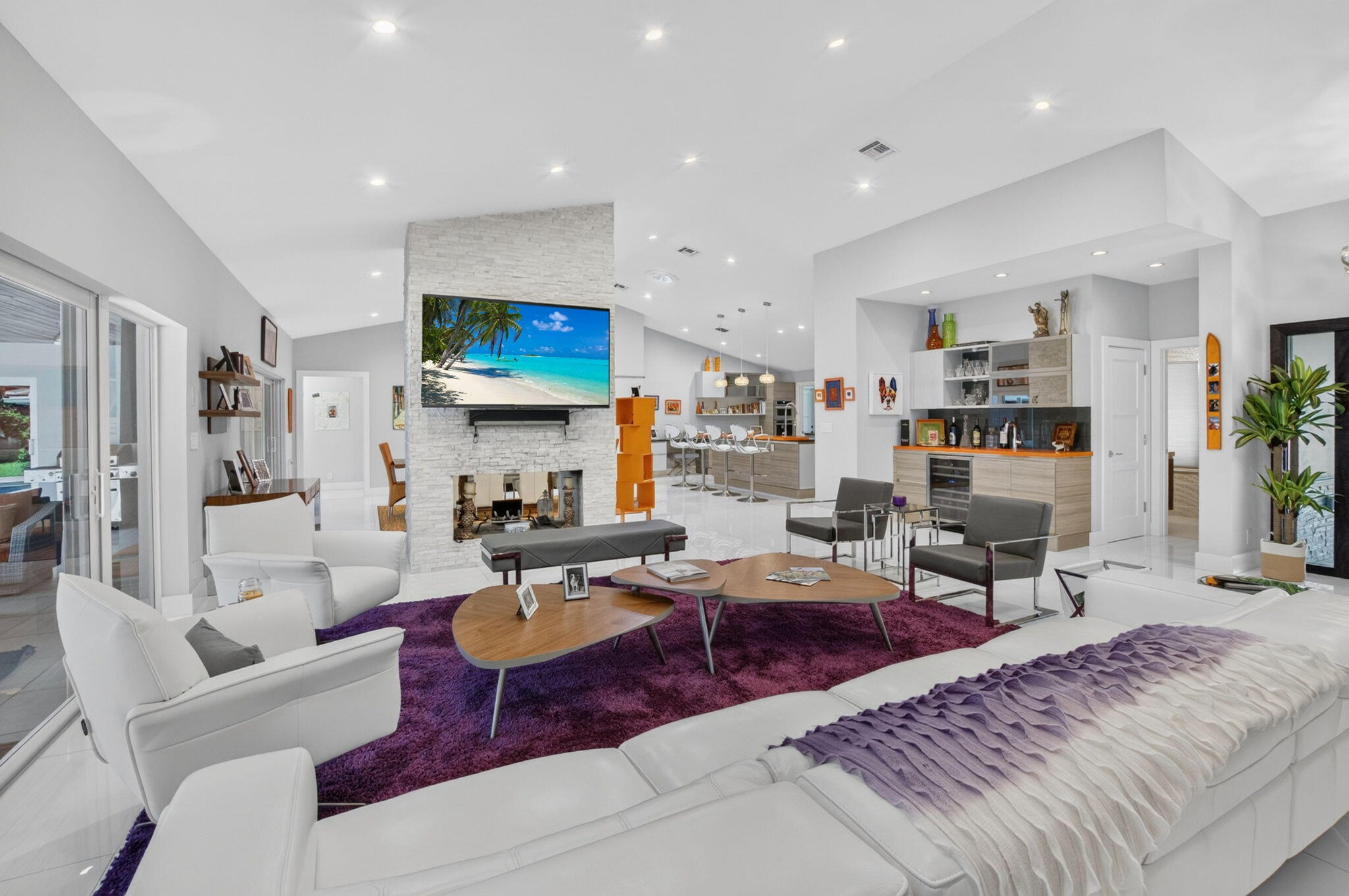 WOODFIELD HUNT CLUB - Residential