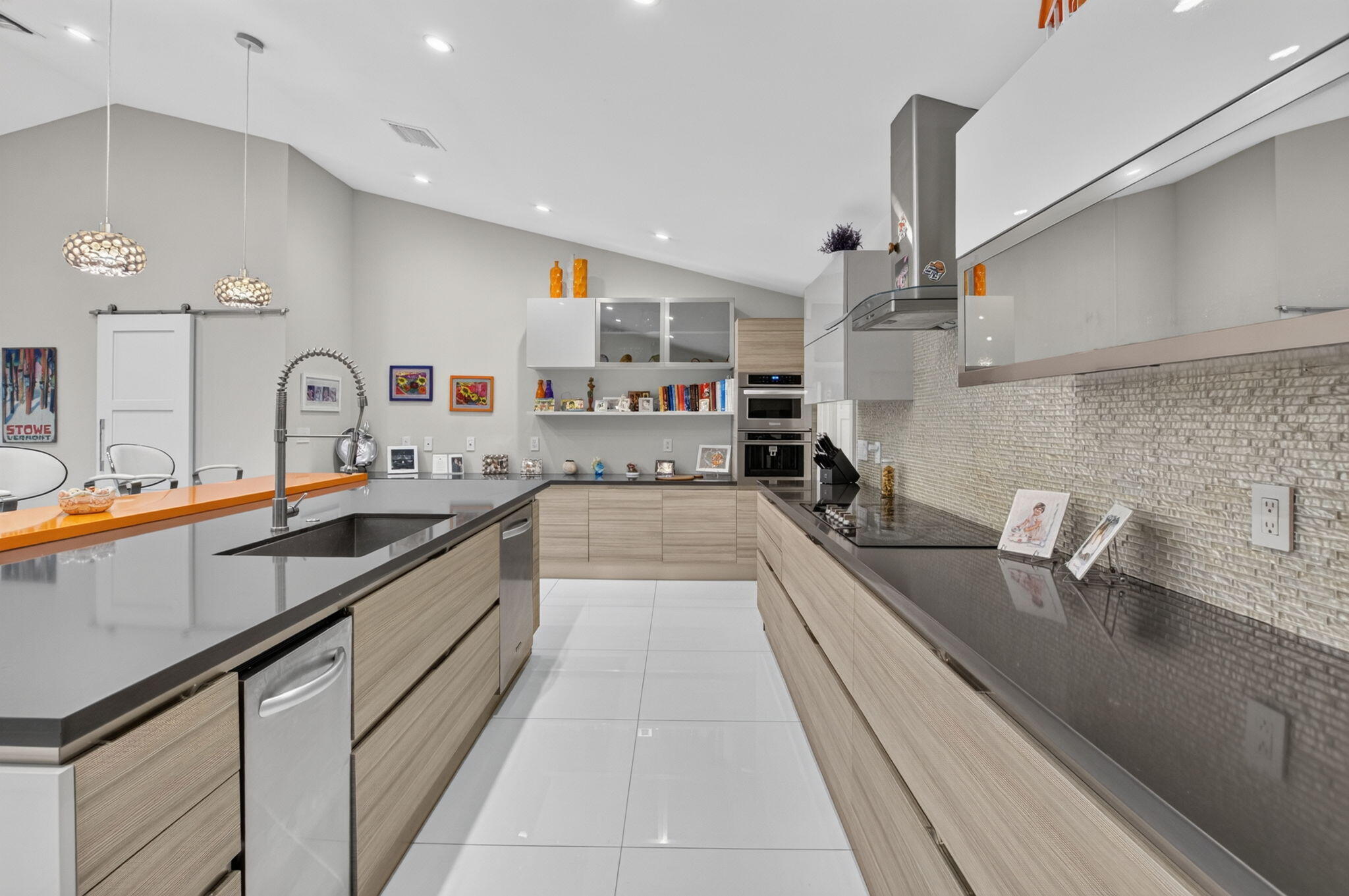 WOODFIELD HUNT CLUB - Residential