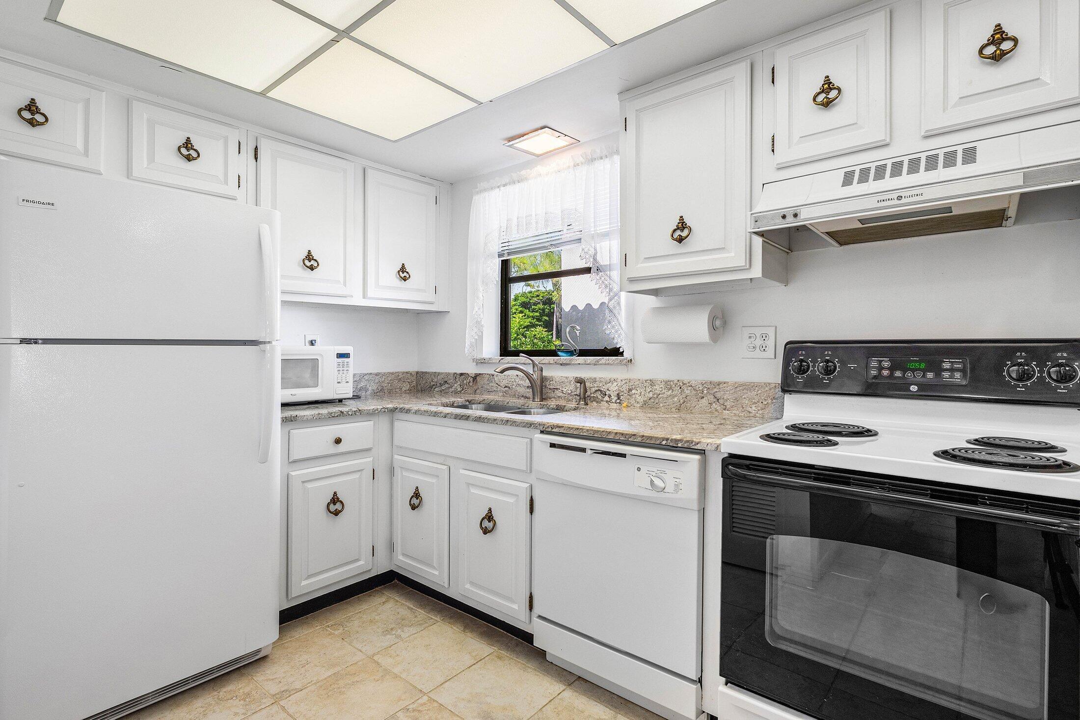 QUAIL RIDGE - Residential
