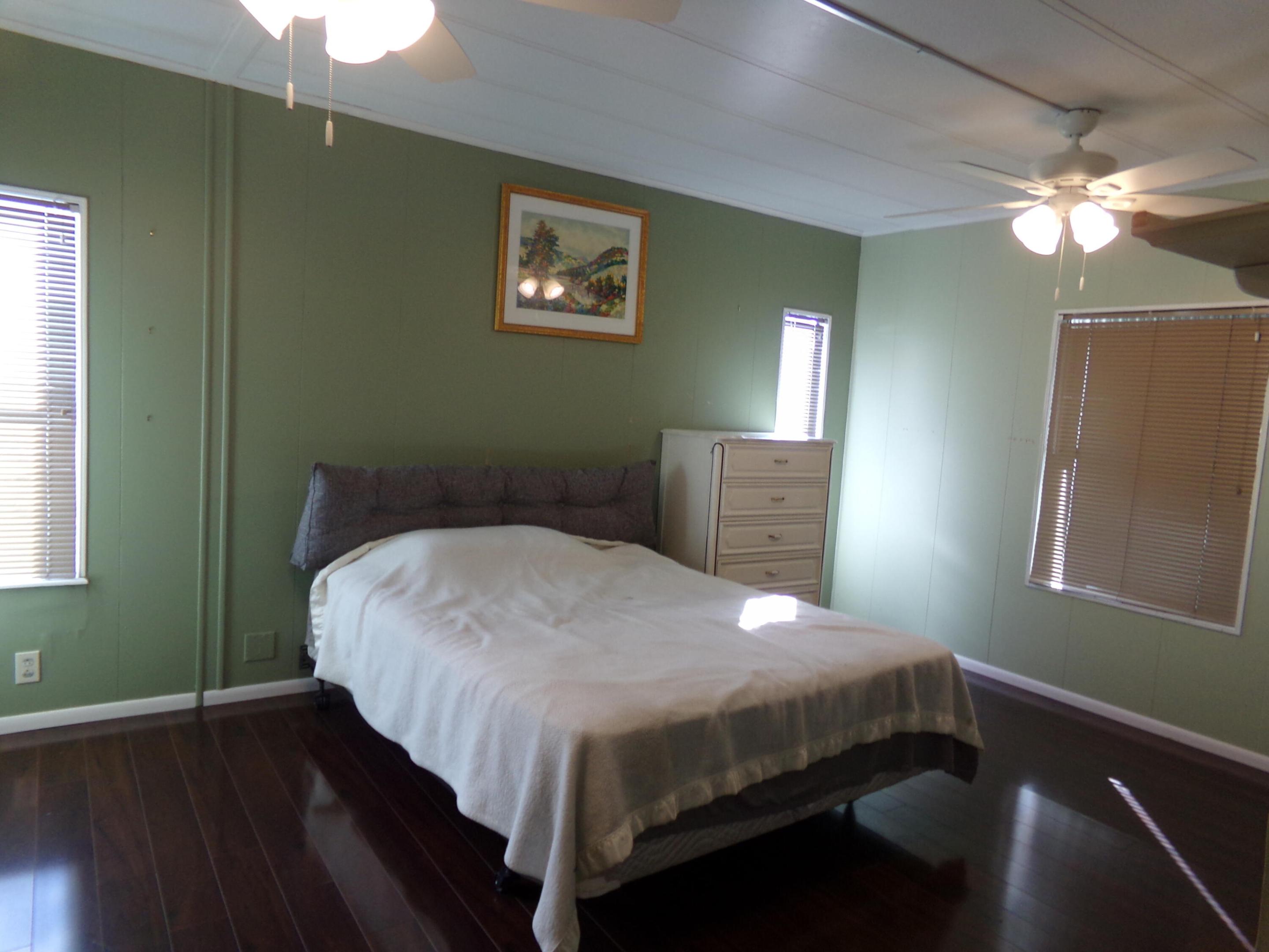 JAMAICA BAY MOBILE HOME CO OP - Residential