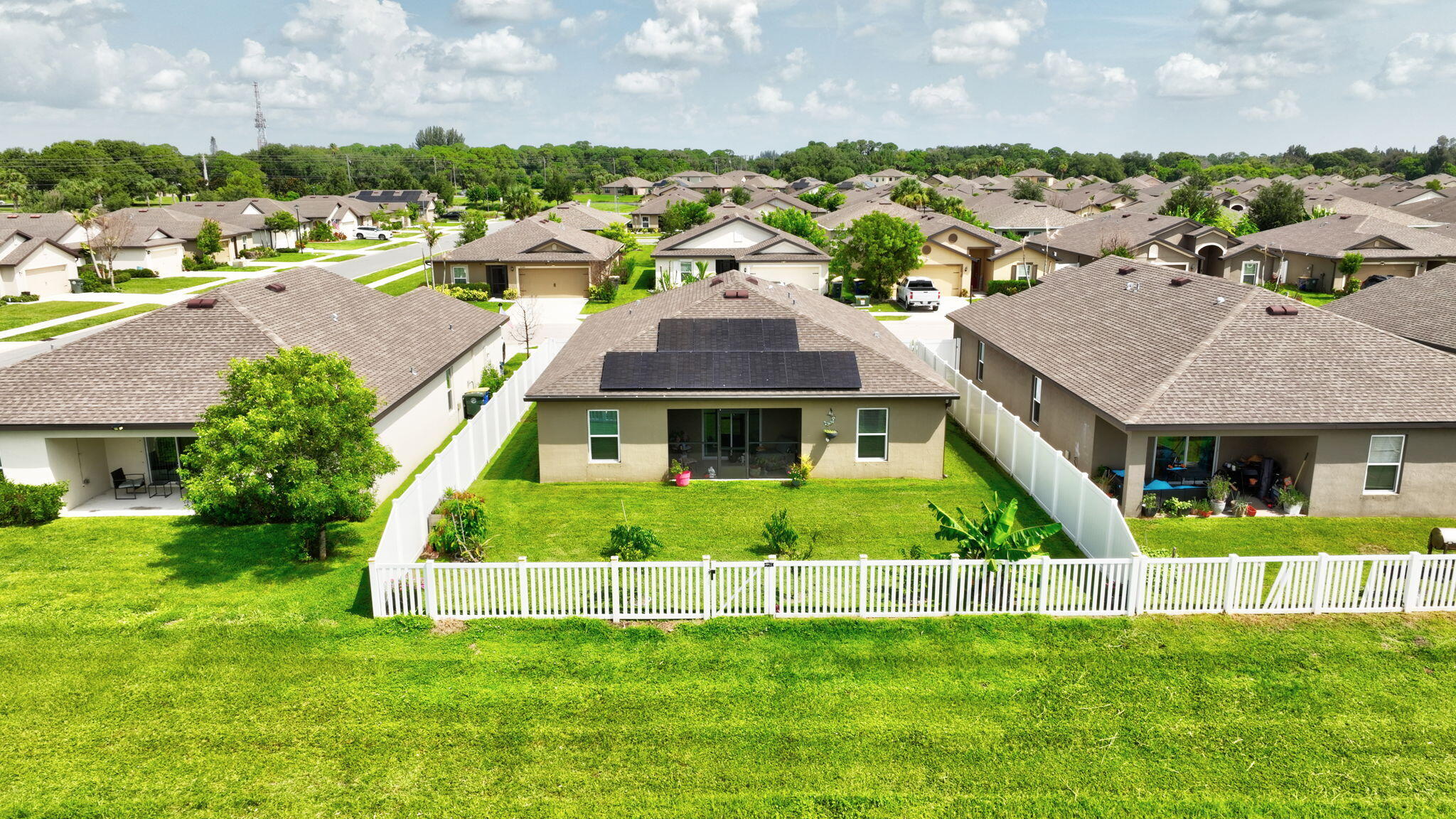 CELEBRATION POINTE - Residential