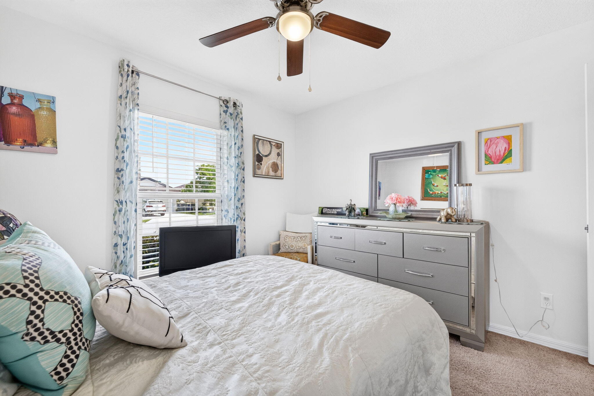 CELEBRATION POINTE - Residential