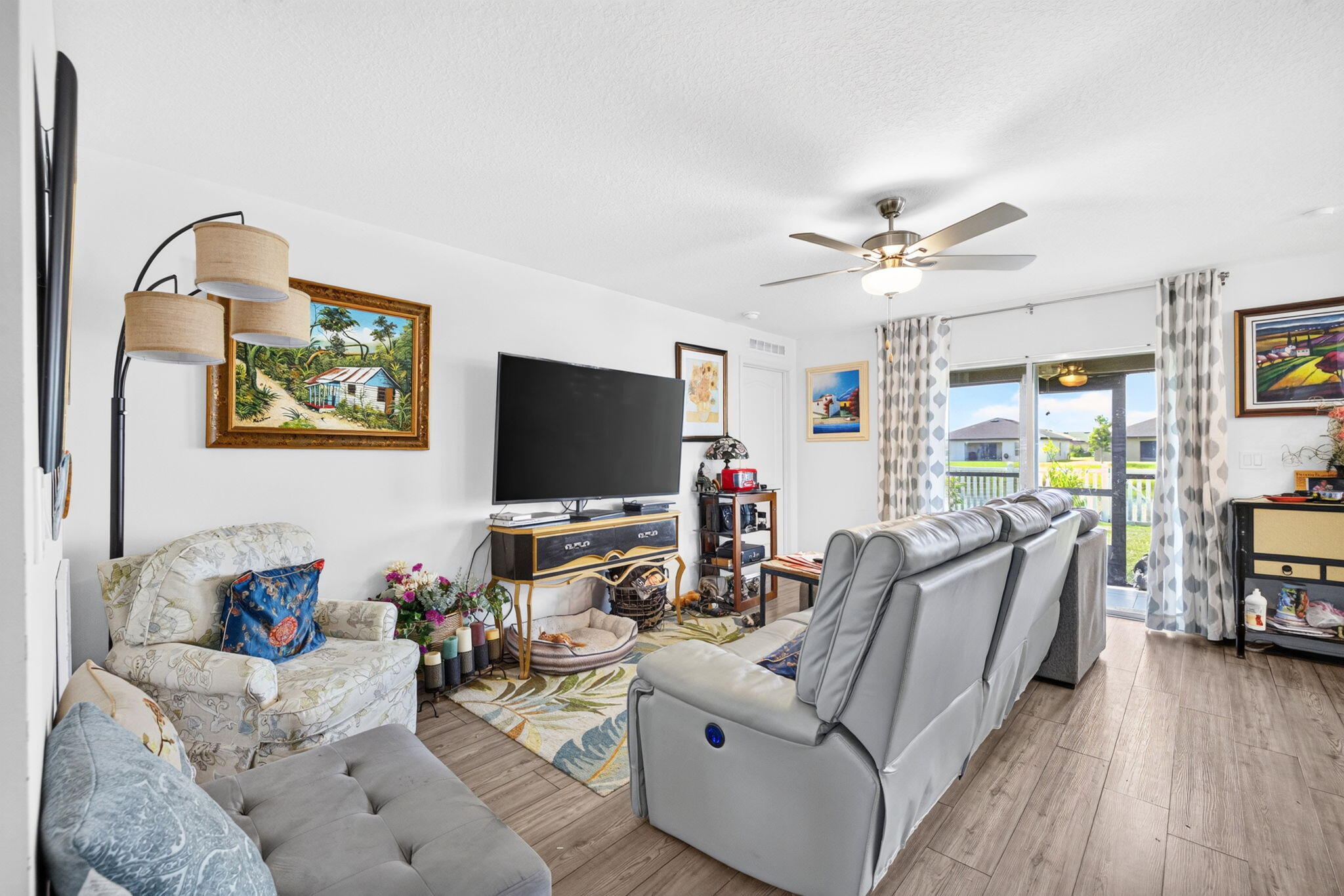 CELEBRATION POINTE - Residential