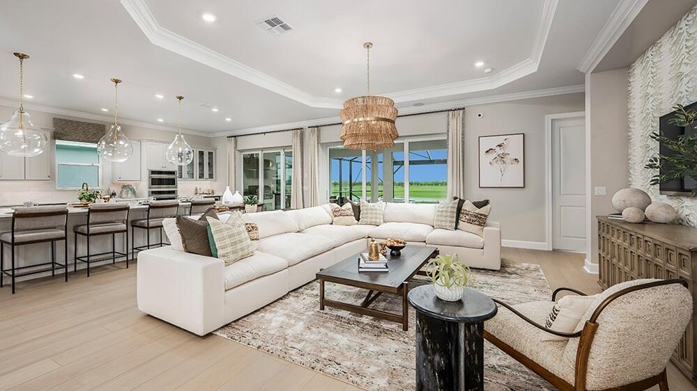 ASTOR CREEK - Residential
