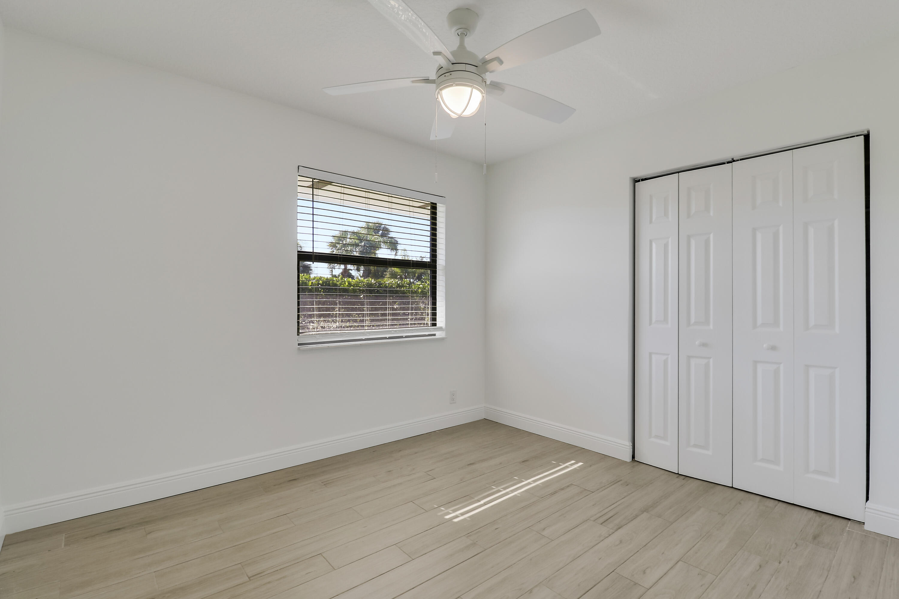 NORTH PALM BEACH VILLAGE - Residential Lease