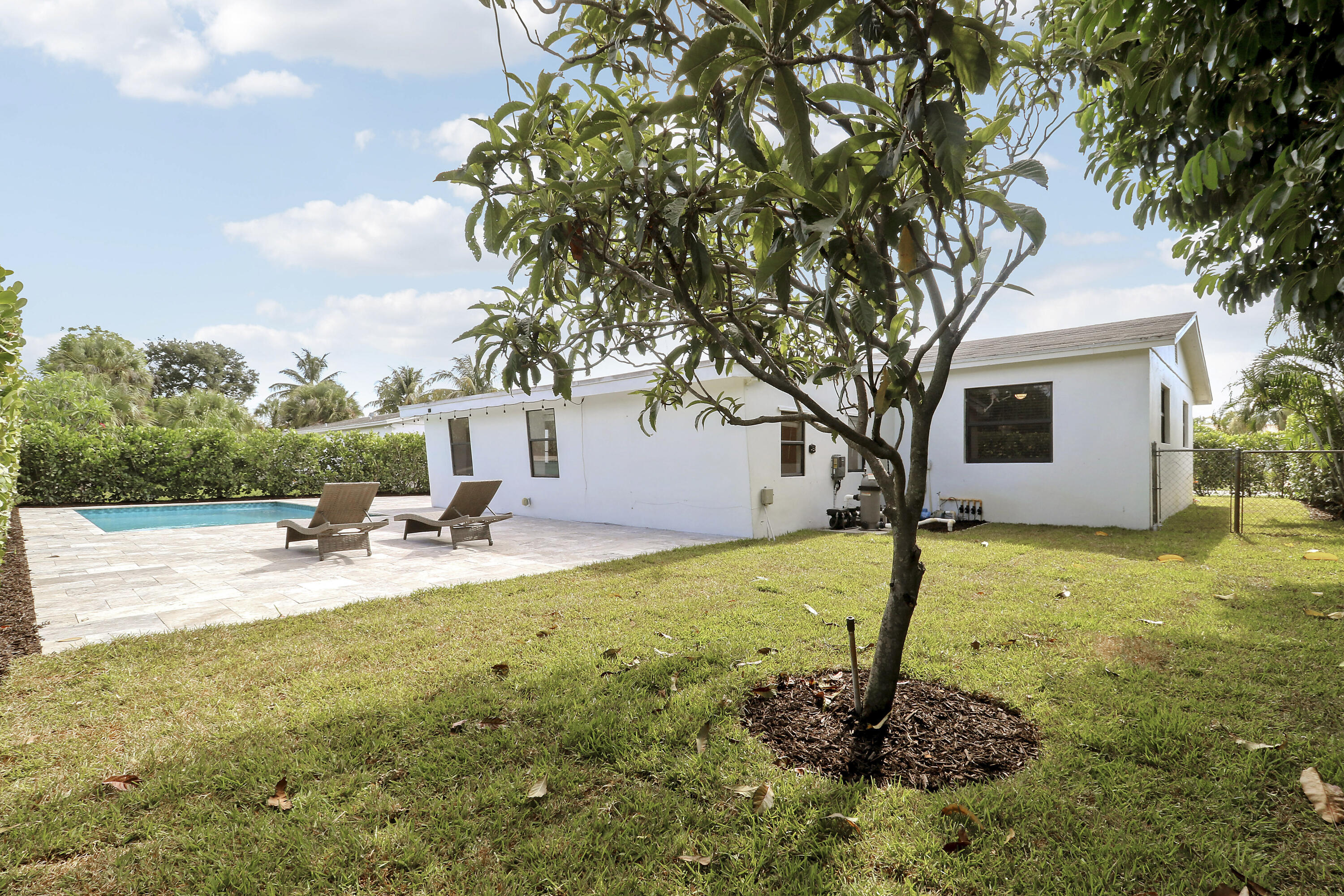 NORTH PALM BEACH VILLAGE - Residential Lease