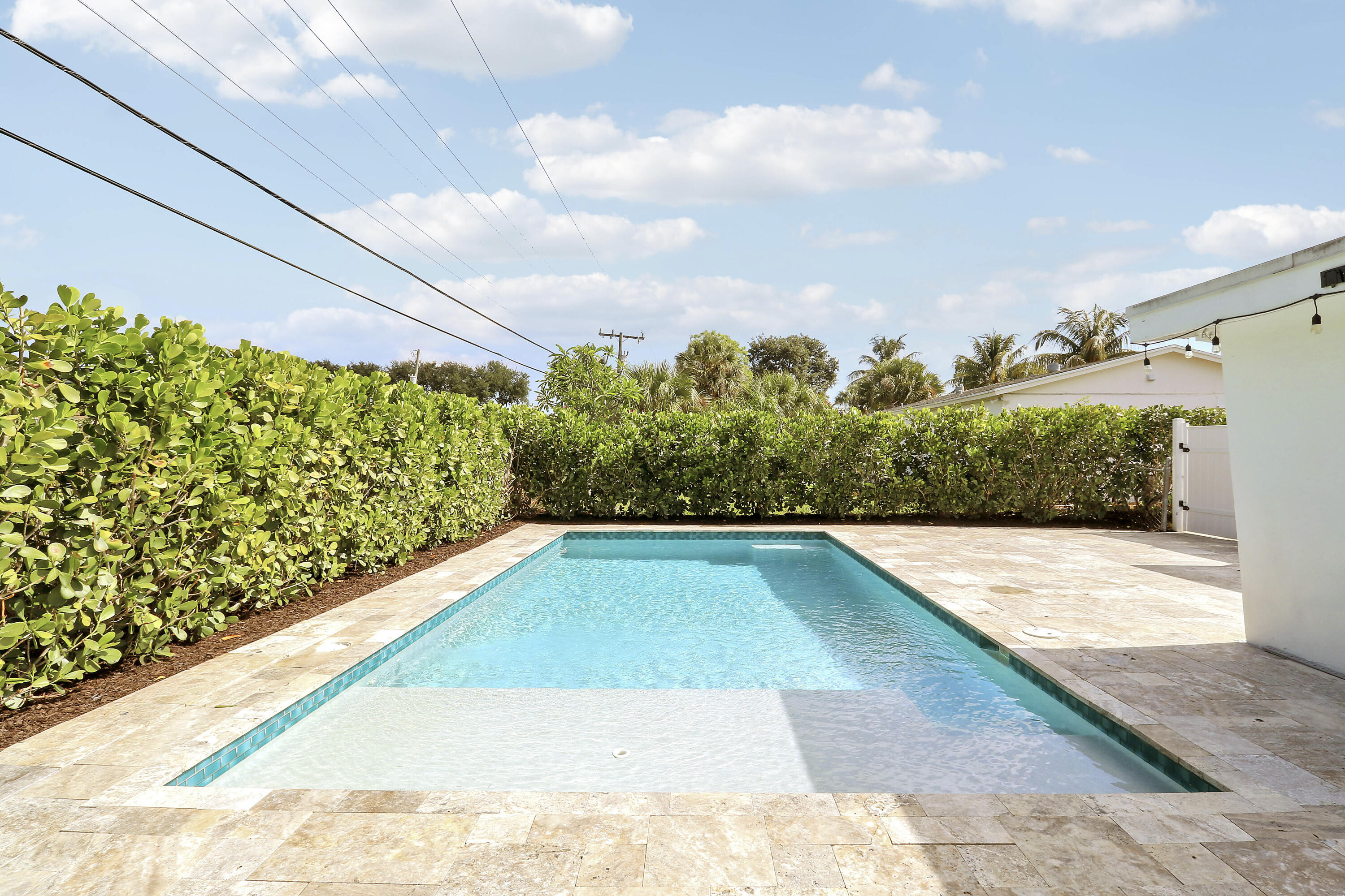 NORTH PALM BEACH VILLAGE - Residential Lease