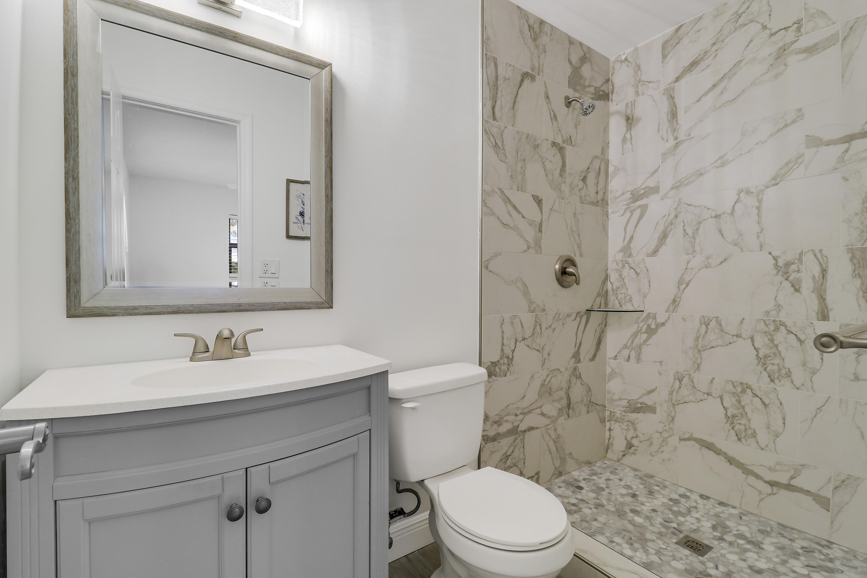 NORTH PALM BEACH VILLAGE - Residential Lease
