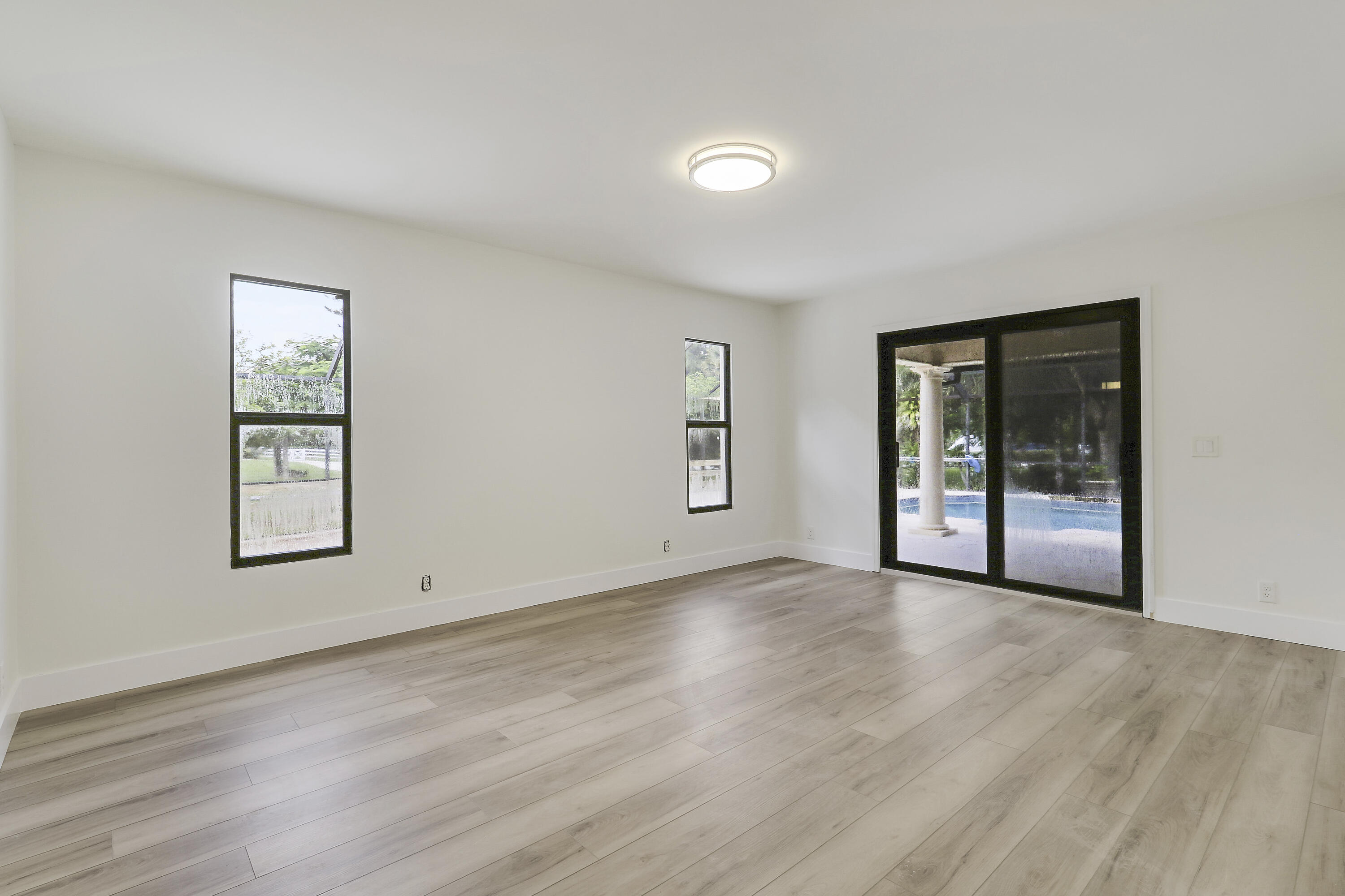 Palm Beach Country Estates - Residential