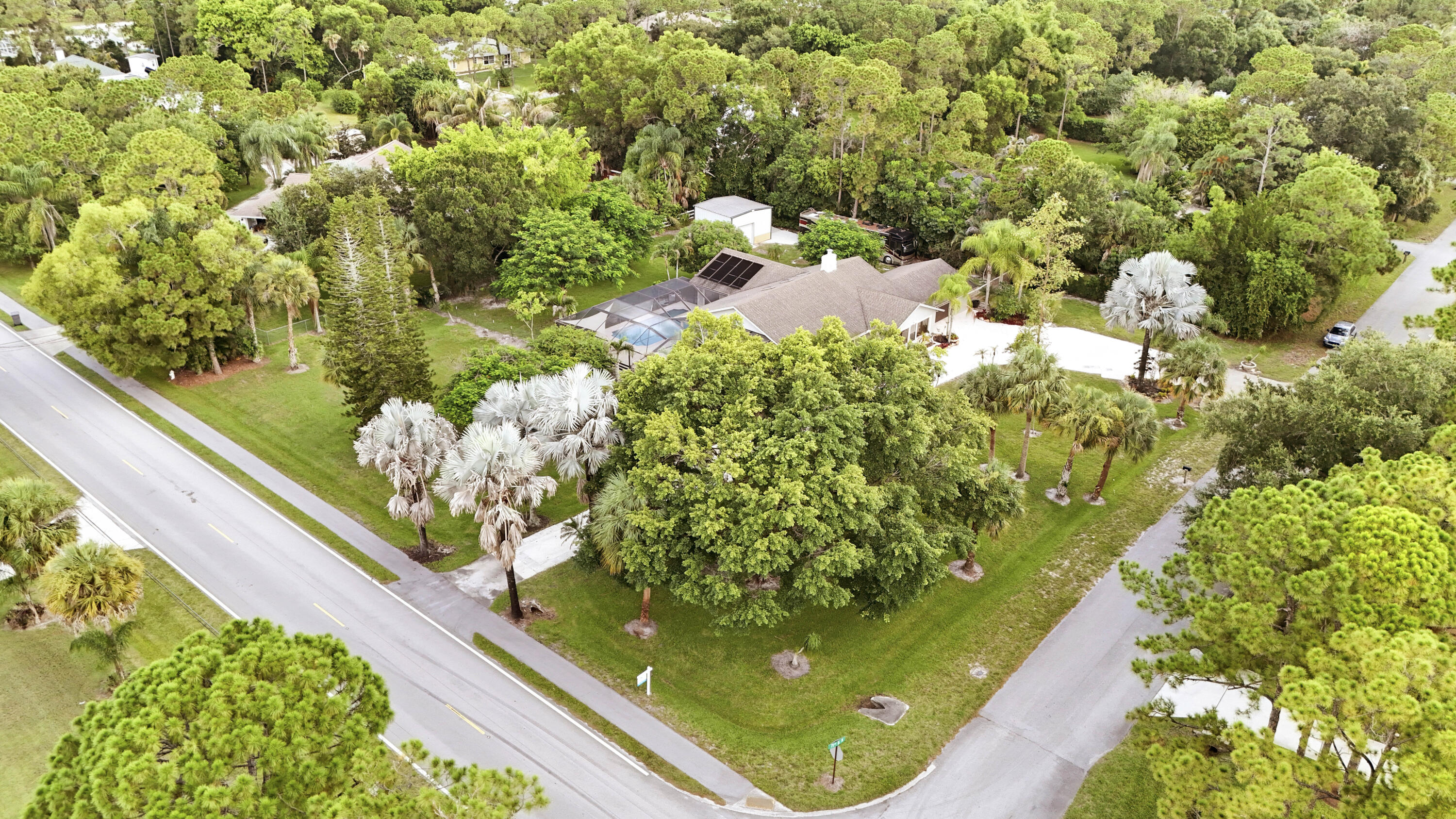 Palm Beach Country Estates - Residential