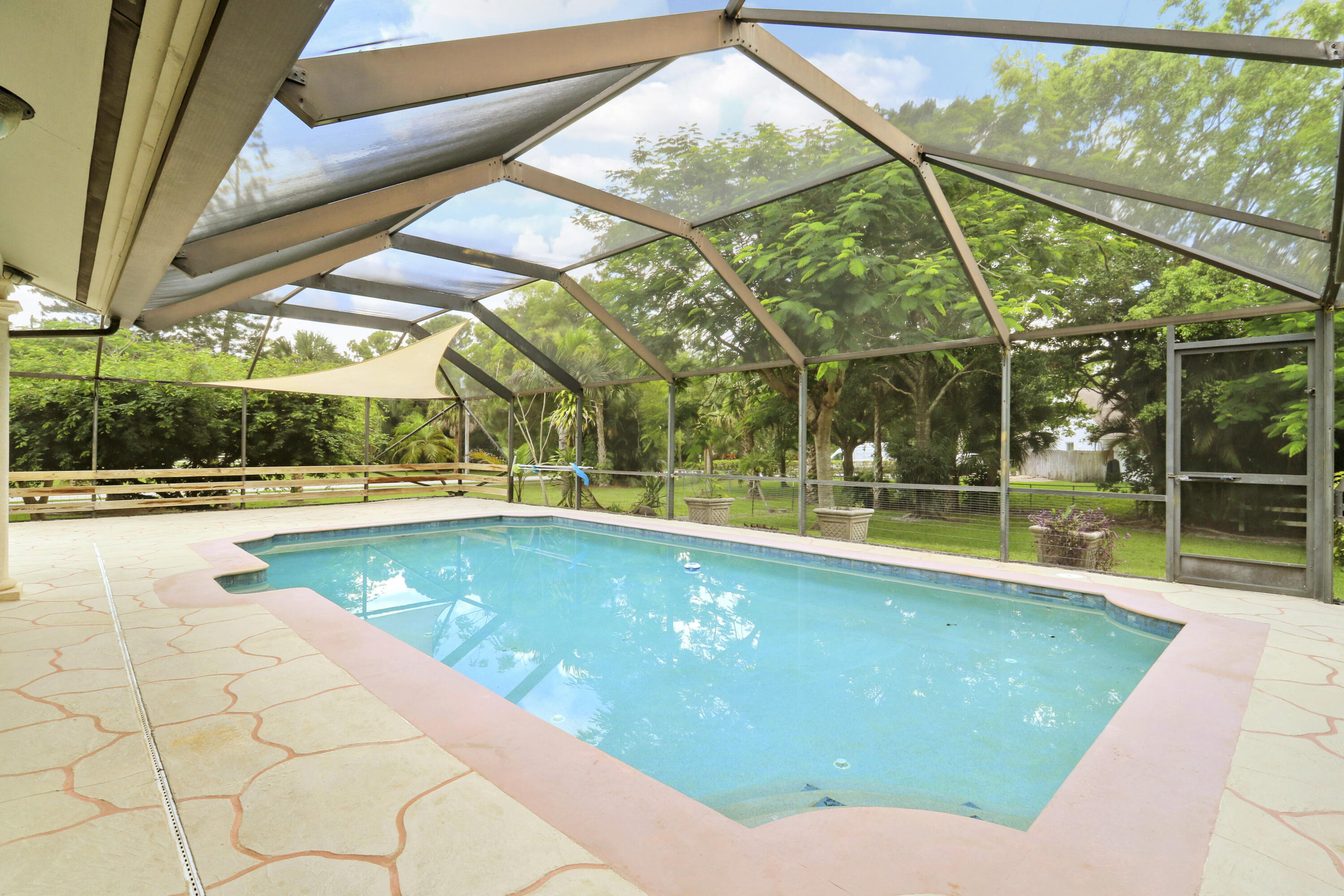 Palm Beach Country Estates - Residential