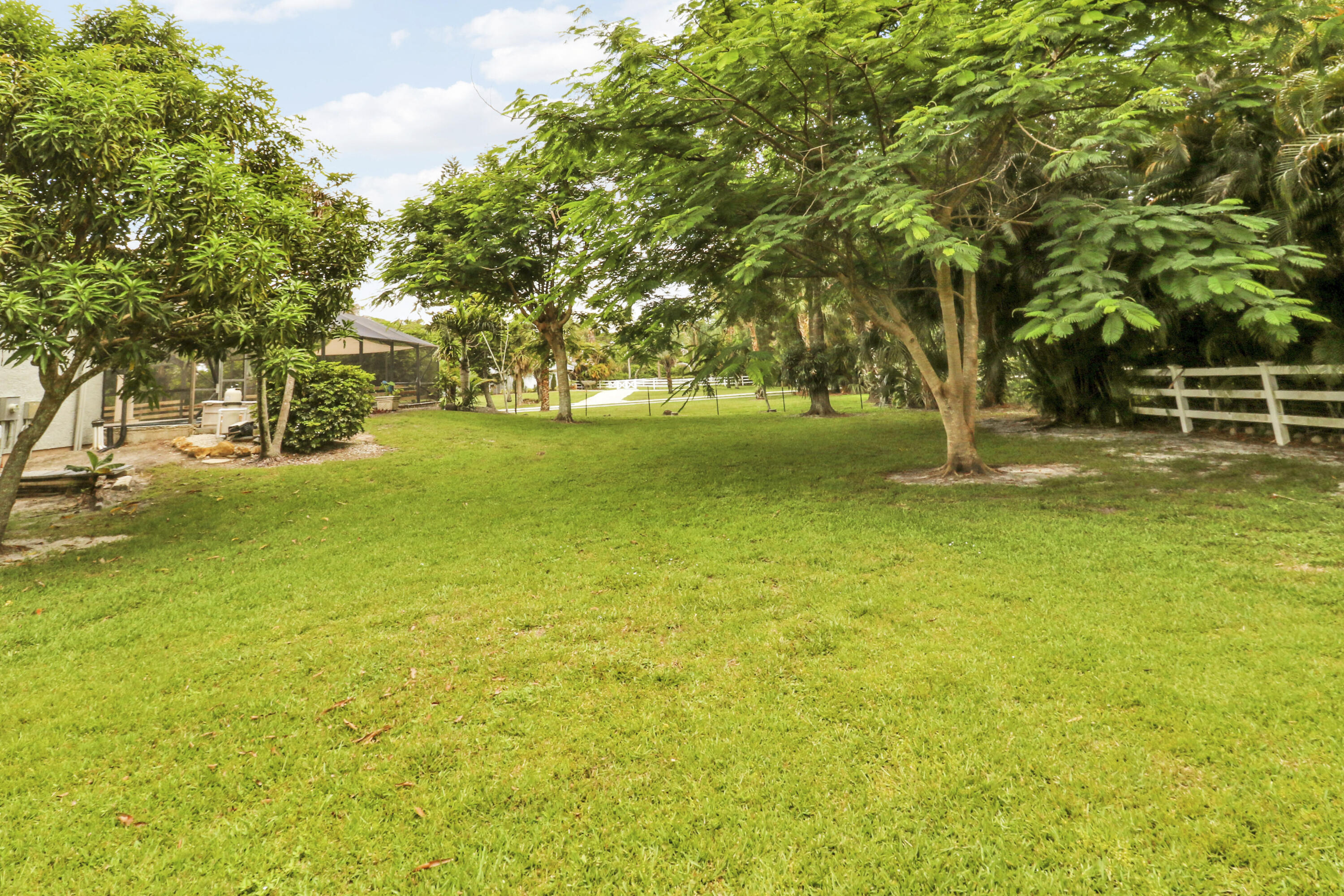 Palm Beach Country Estates - Residential