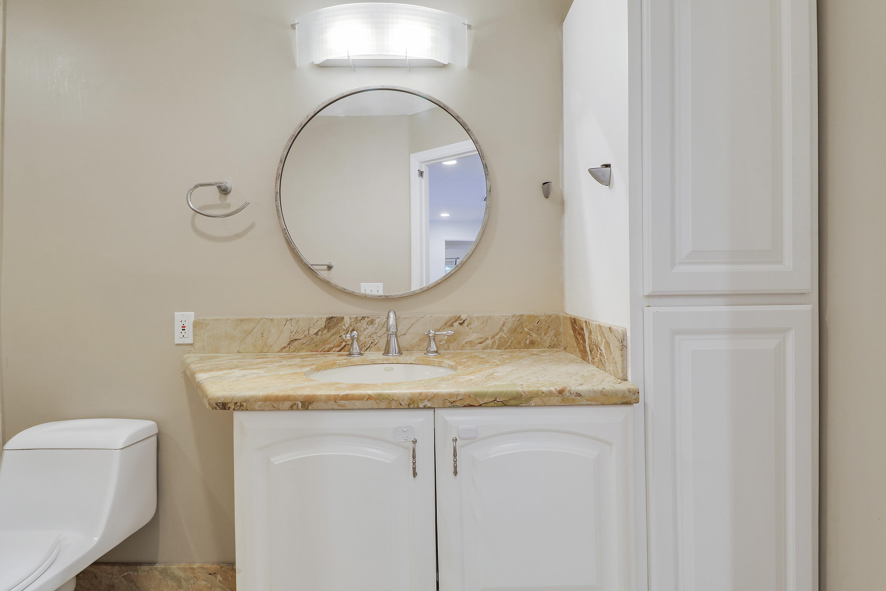 Palm Beach Country Estates - Residential
