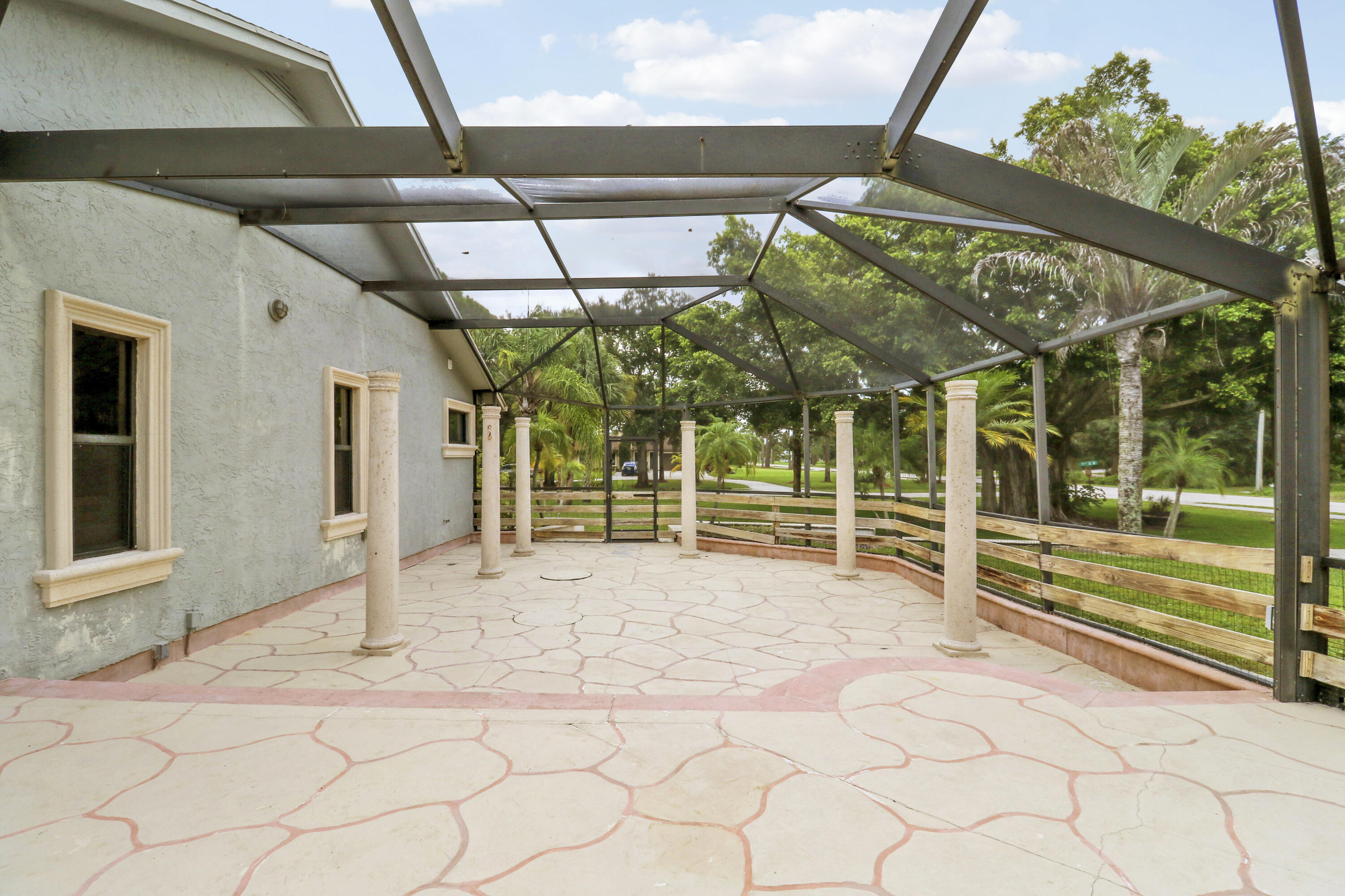 Palm Beach Country Estates - Residential