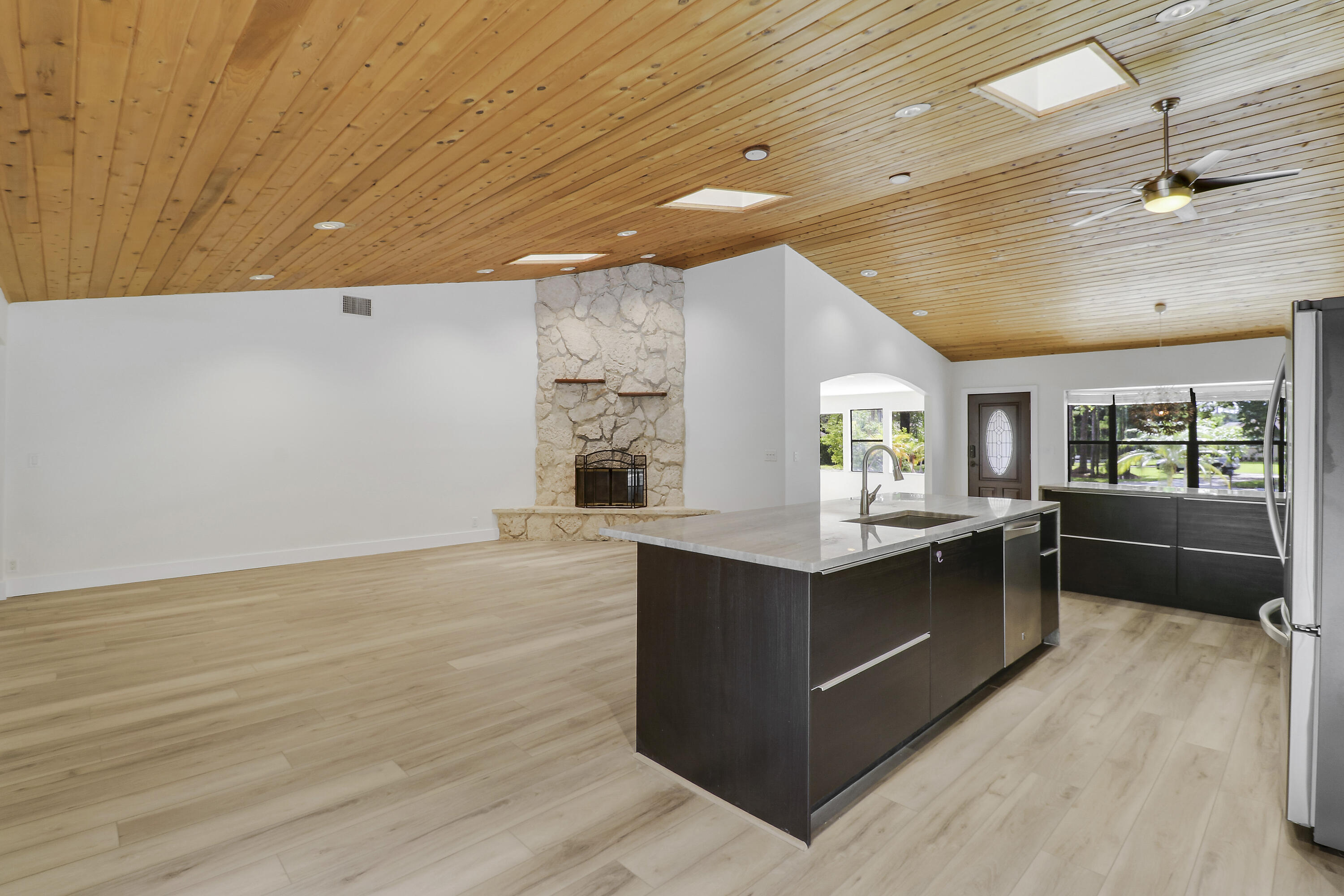 Palm Beach Country Estates - Residential