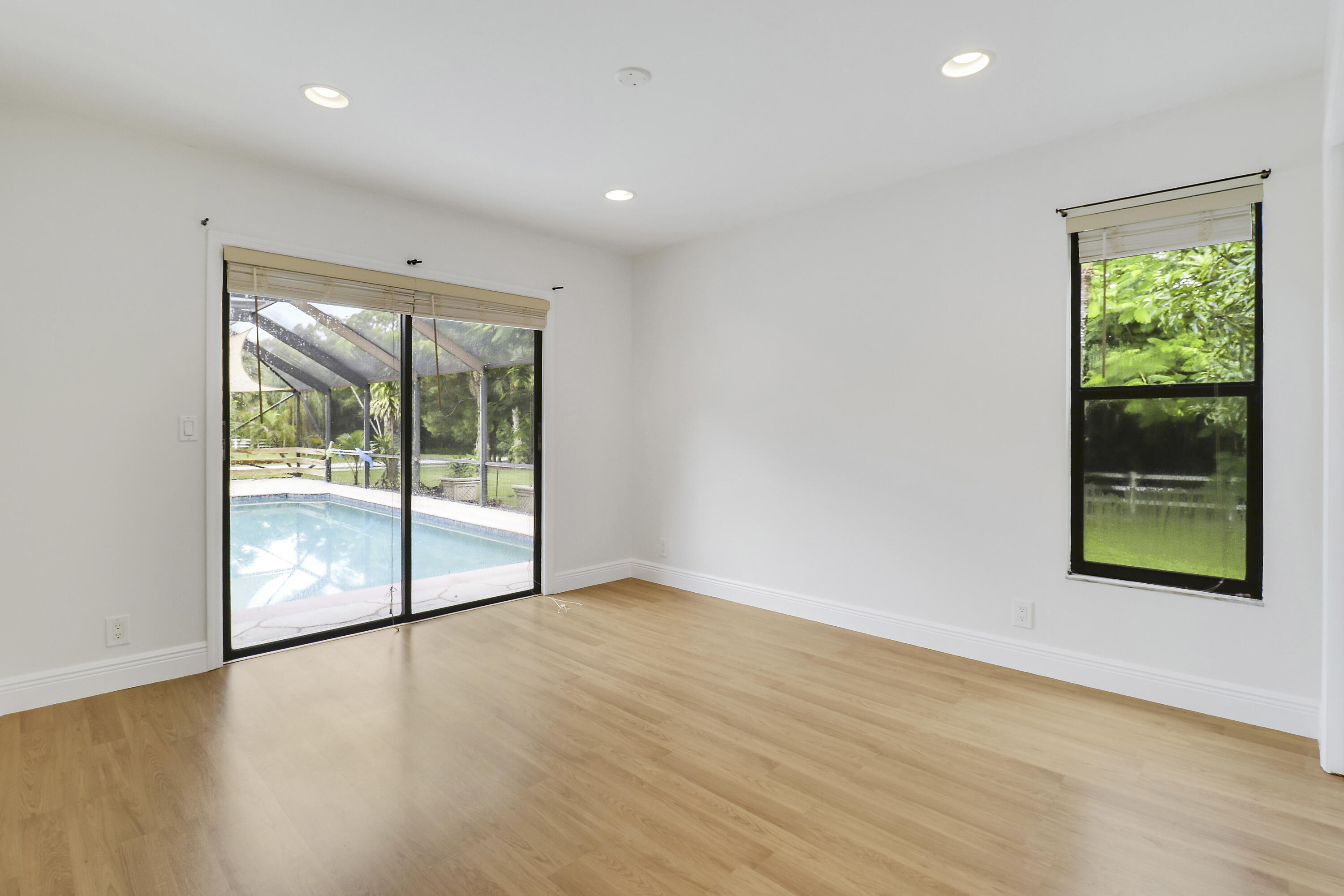 Palm Beach Country Estates - Residential