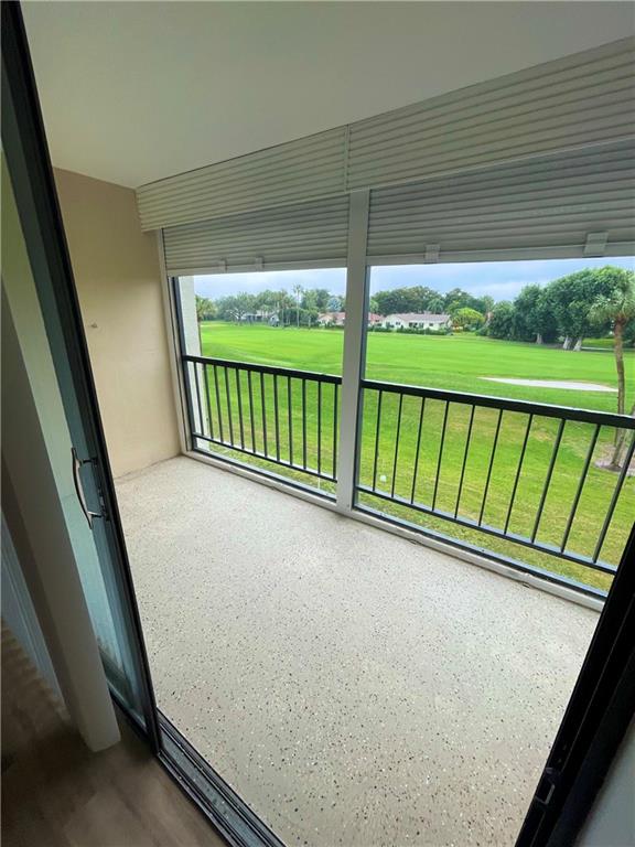 DEER CREEK COUNTRY CLUB - Residential