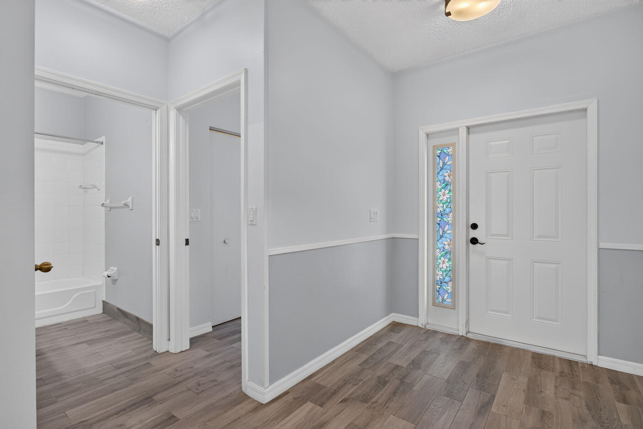 OLYMPIA & YORK RESIDENTIAL - Residential Lease
