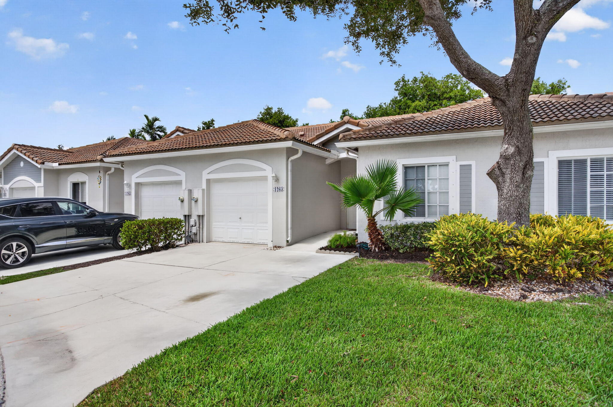 OLYMPIA & YORK RESIDENTIAL - Residential Lease