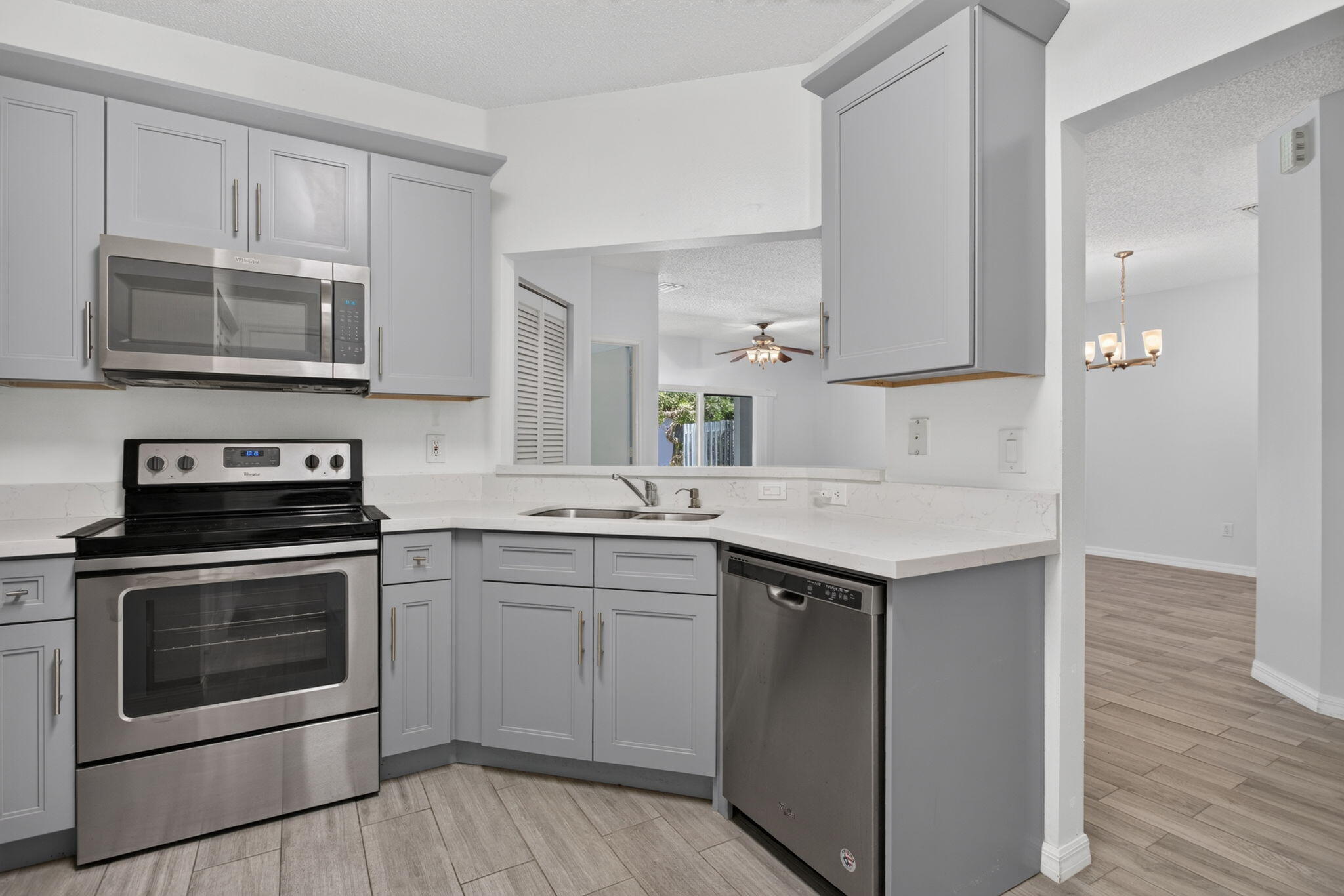 OLYMPIA & YORK RESIDENTIAL - Residential Lease