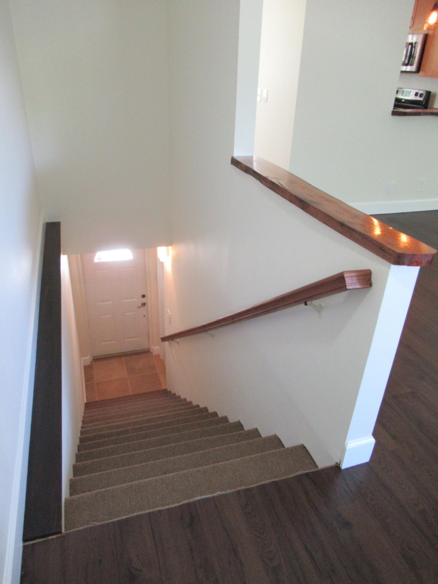 FLAMINGO PARK - Residential Lease