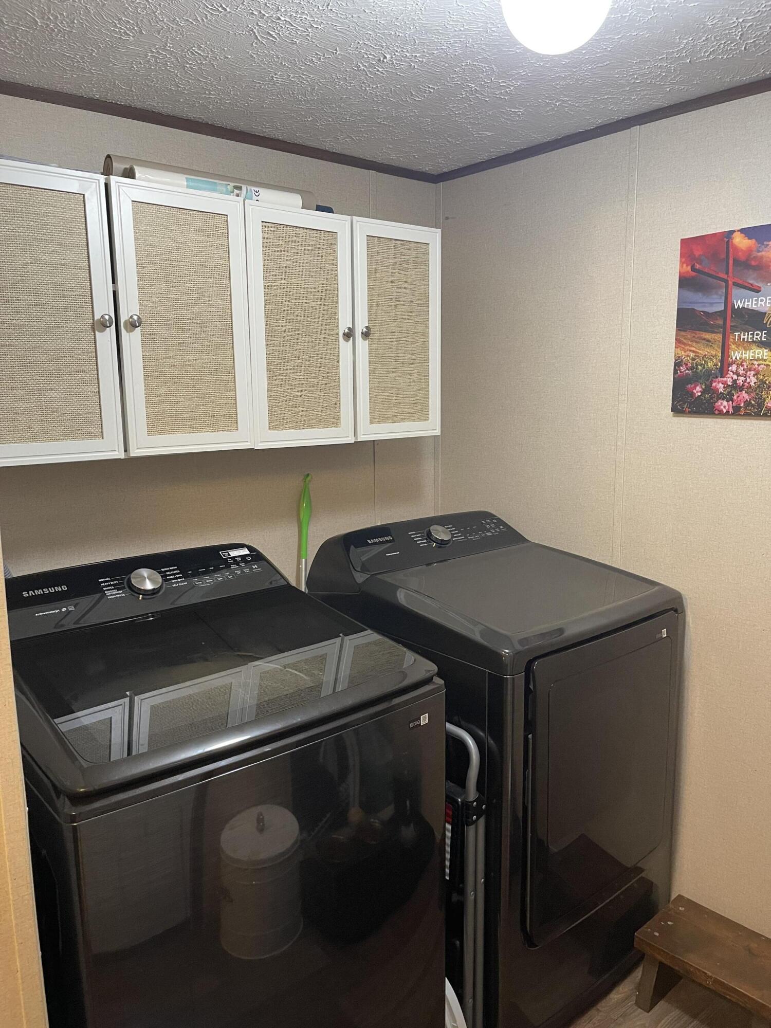GREEN ACRES UNIT 3 - Residential