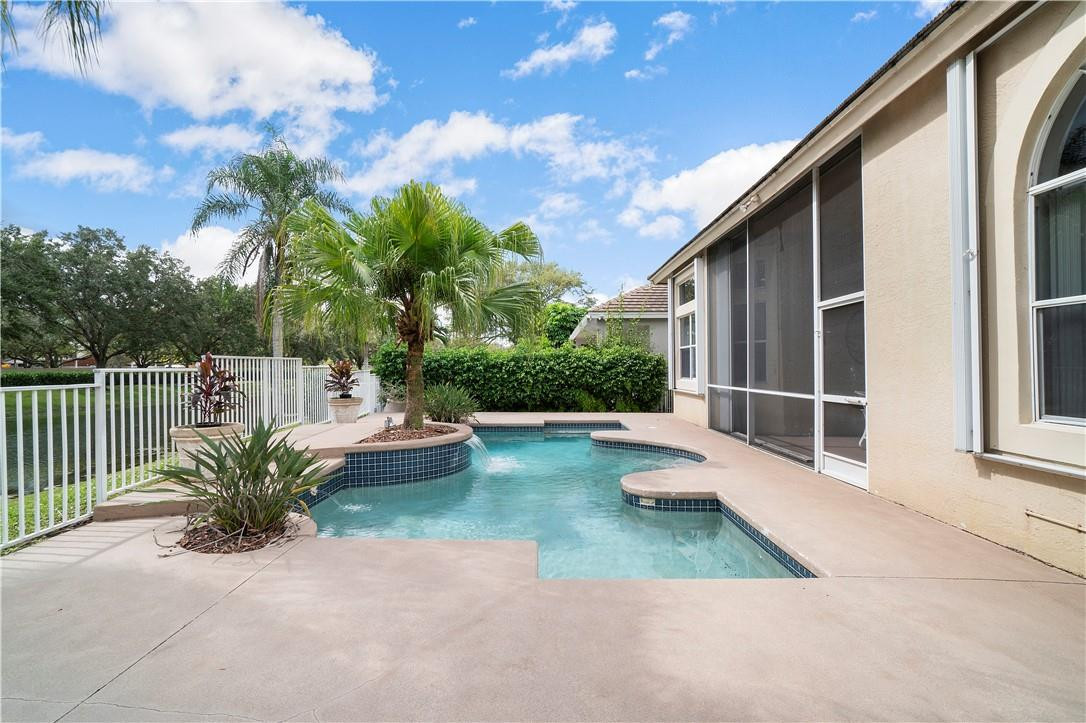 Eagle Trace - Highland PL - Residential