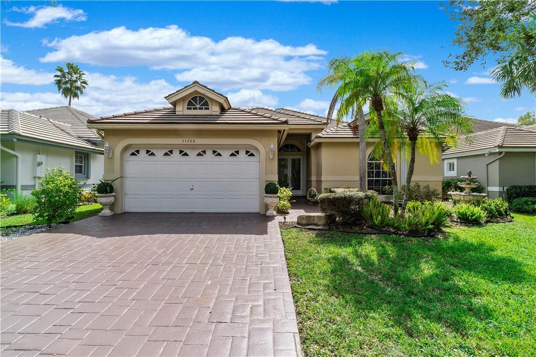 Eagle Trace - Highland PL - Residential