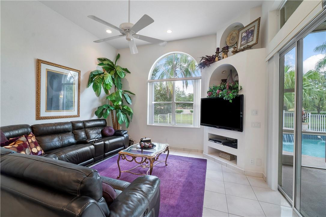 Eagle Trace - Highland PL - Residential