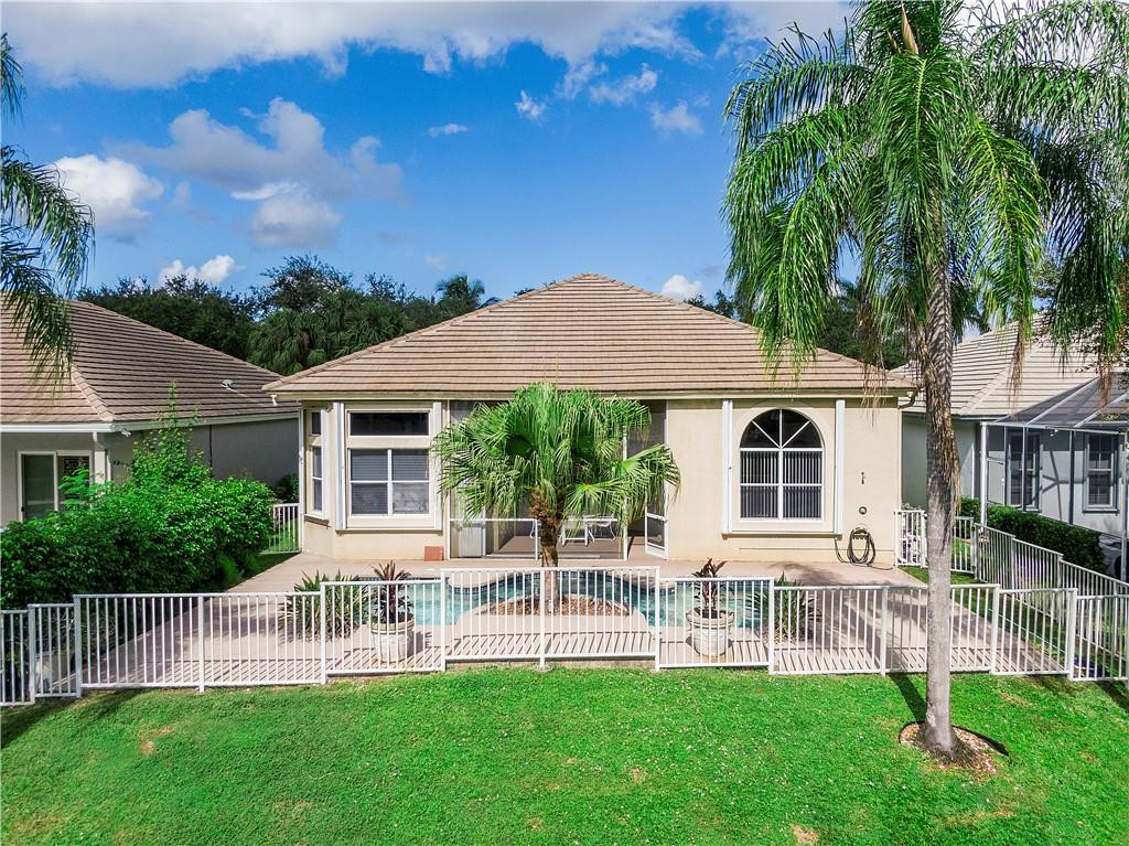 Eagle Trace - Highland PL - Residential