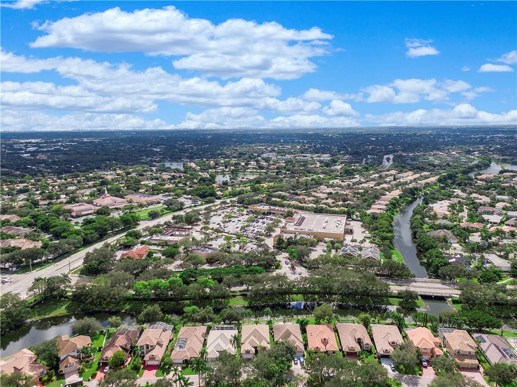 Eagle Trace - Highland PL - Residential