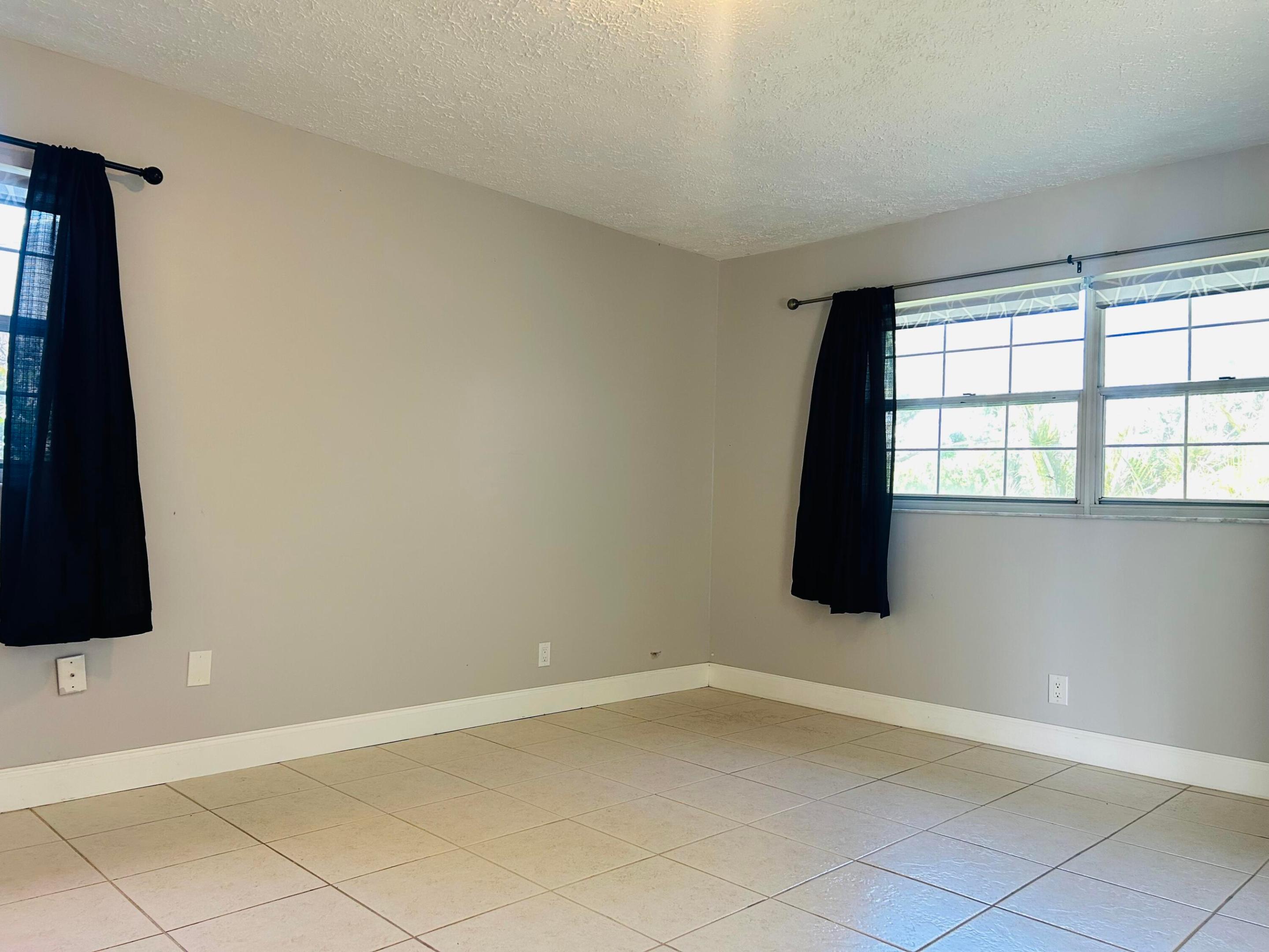SOUTH PORT ST LUCIE UNIT 5 - Residential