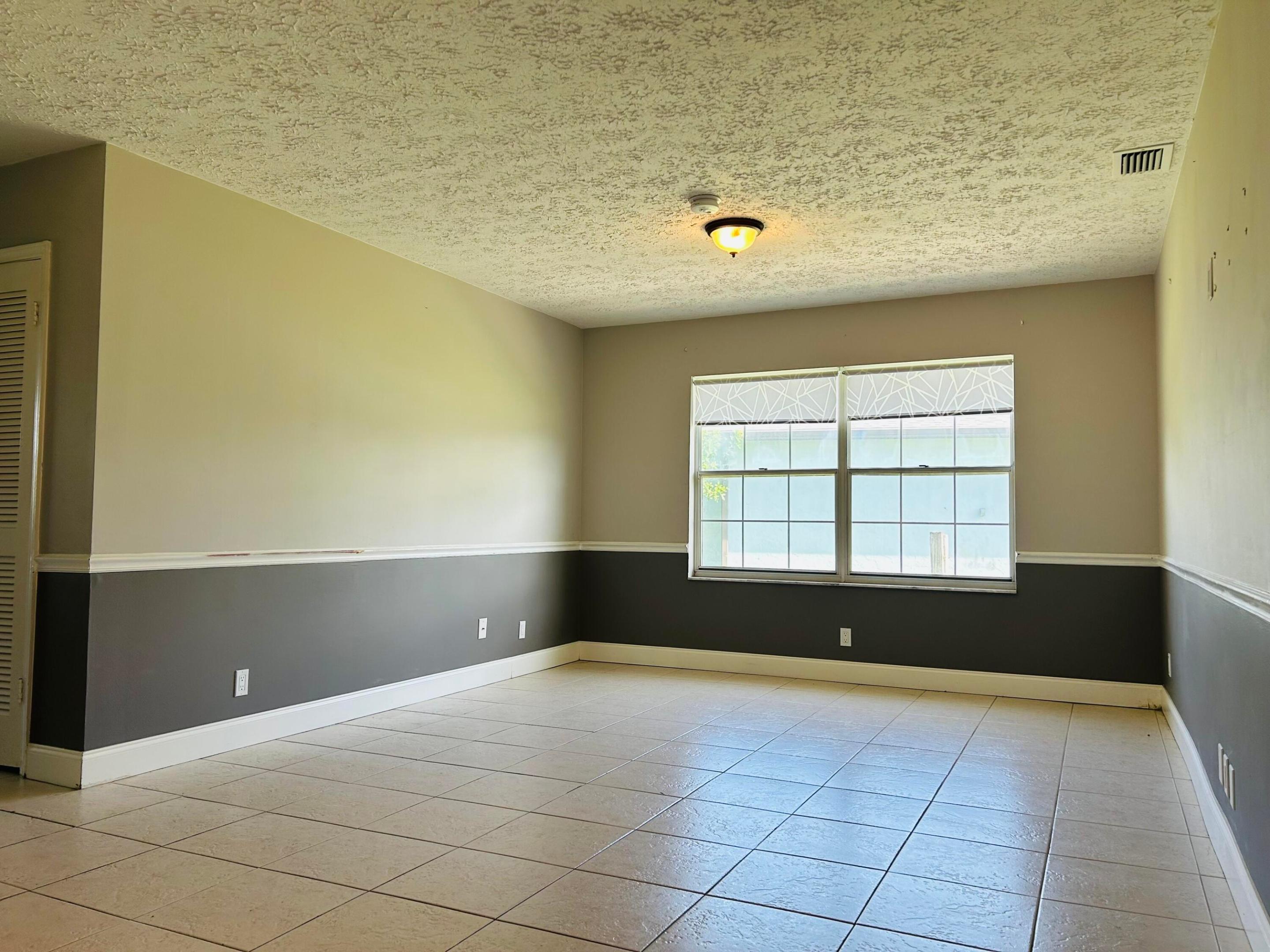SOUTH PORT ST LUCIE UNIT 5 - Residential