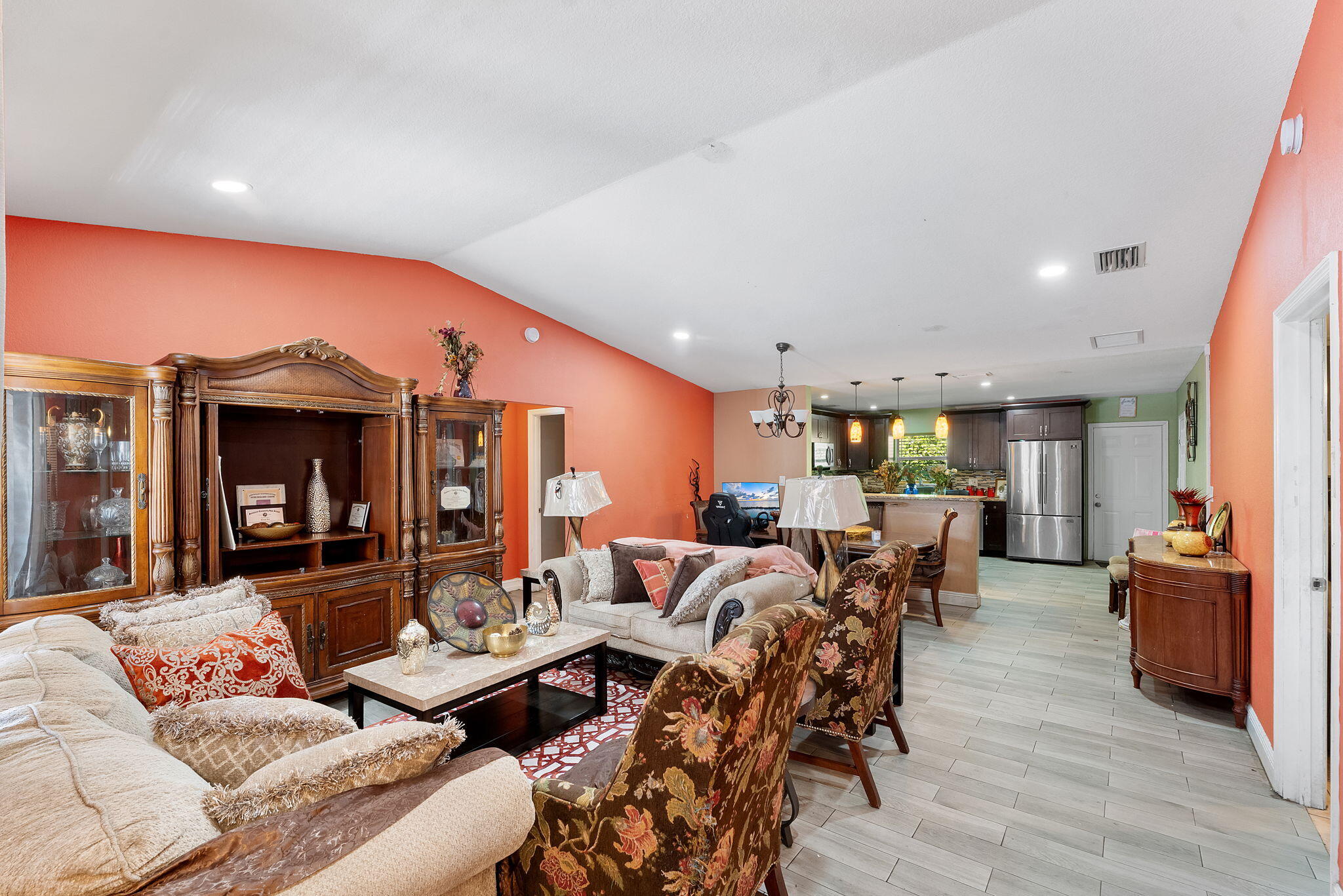 LEE ESTATES 2 - Residential