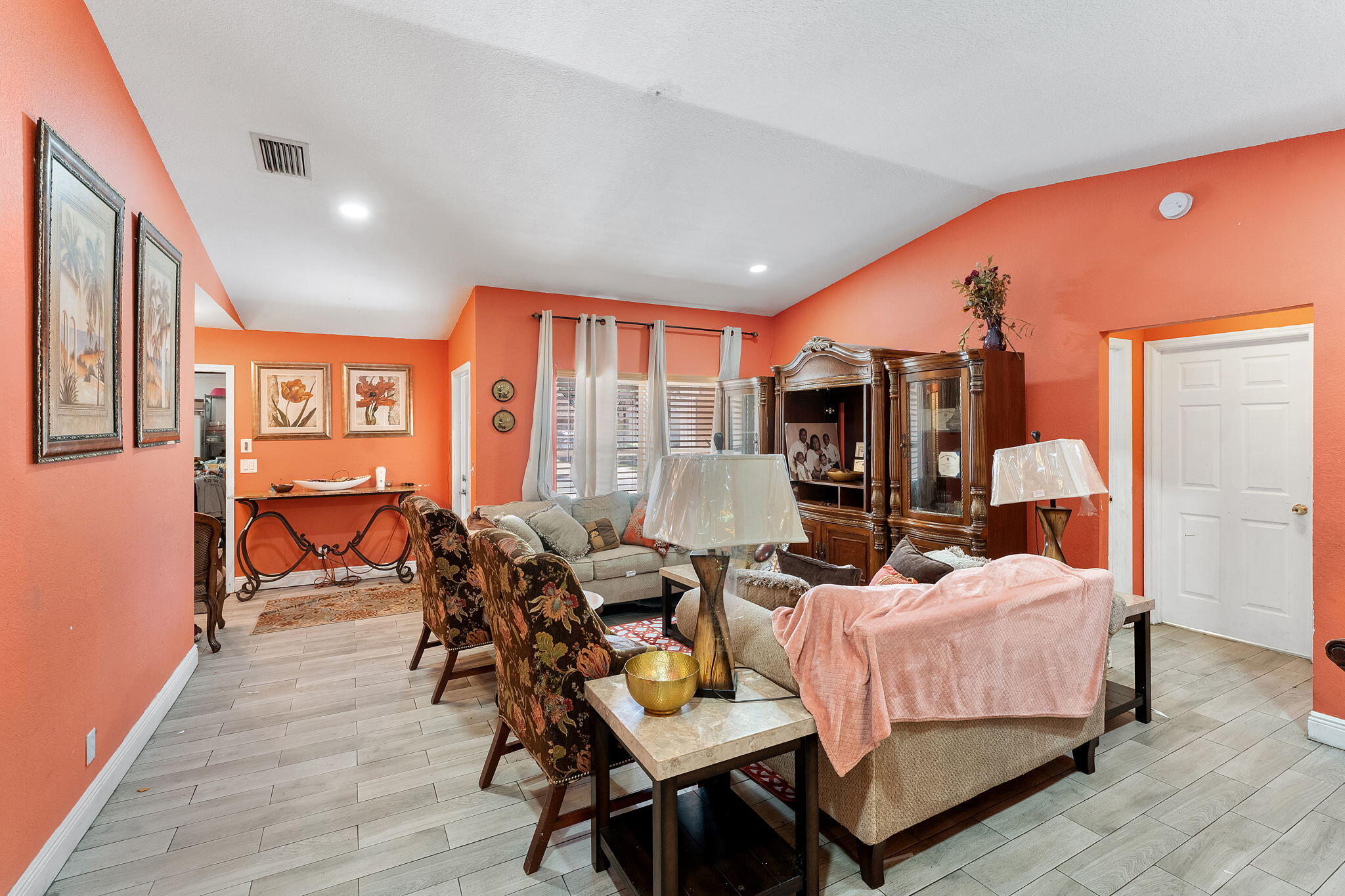 LEE ESTATES 2 - Residential
