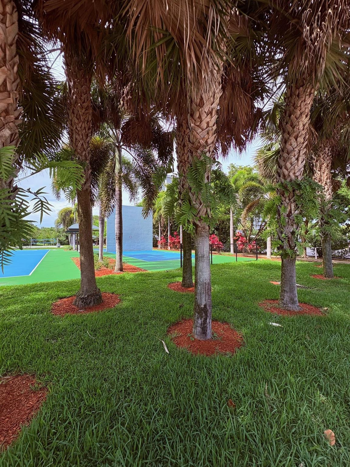 NO 20 PALM-AIRE COUNTRY CLUB - Residential Lease