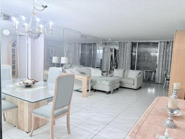 NO 20 PALM-AIRE COUNTRY CLUB - Residential Lease