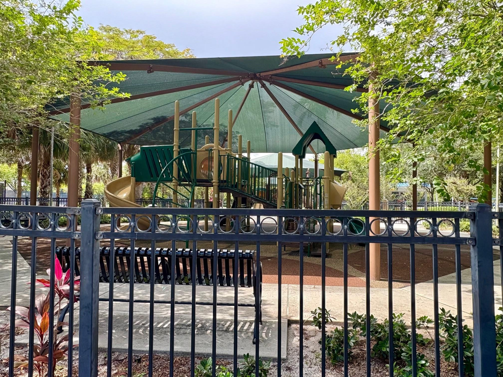 NO 20 PALM-AIRE COUNTRY CLUB - Residential Lease