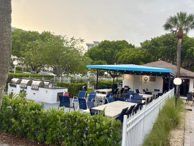 NO 20 PALM-AIRE COUNTRY CLUB - Residential Lease