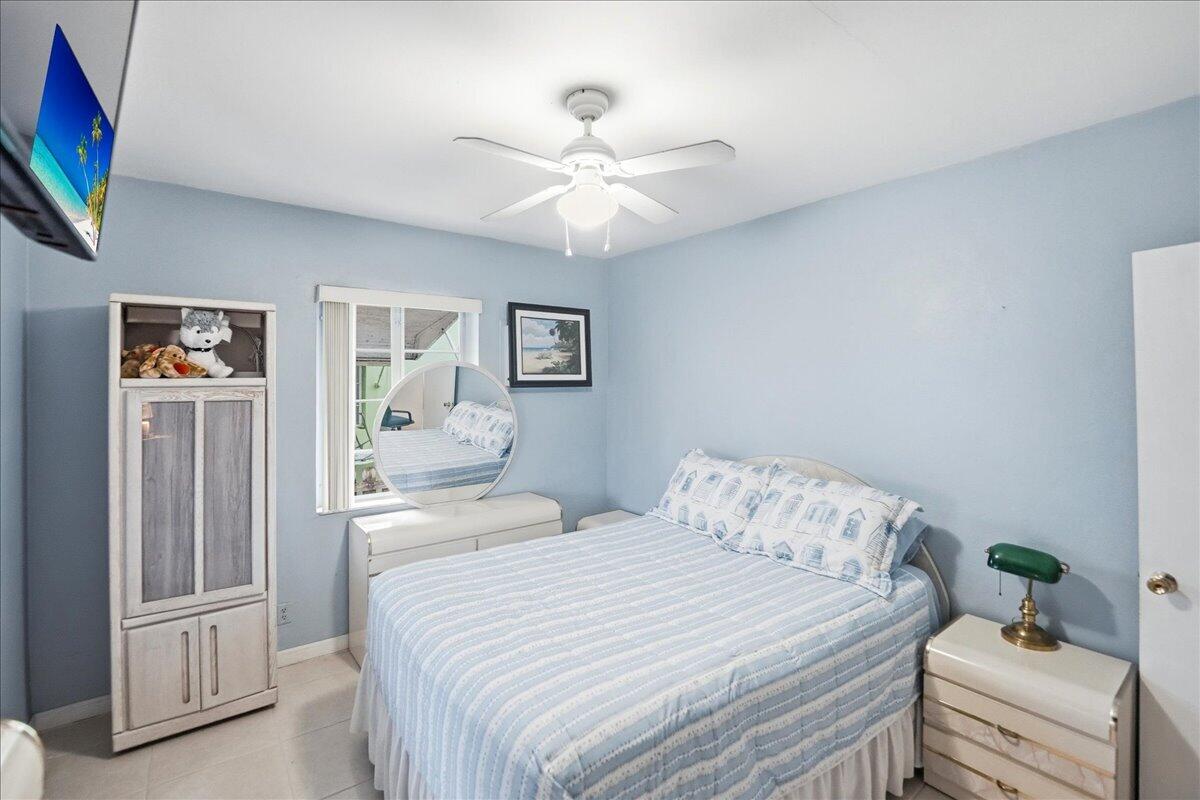 LAKE WORTH TOWN OF - Residential