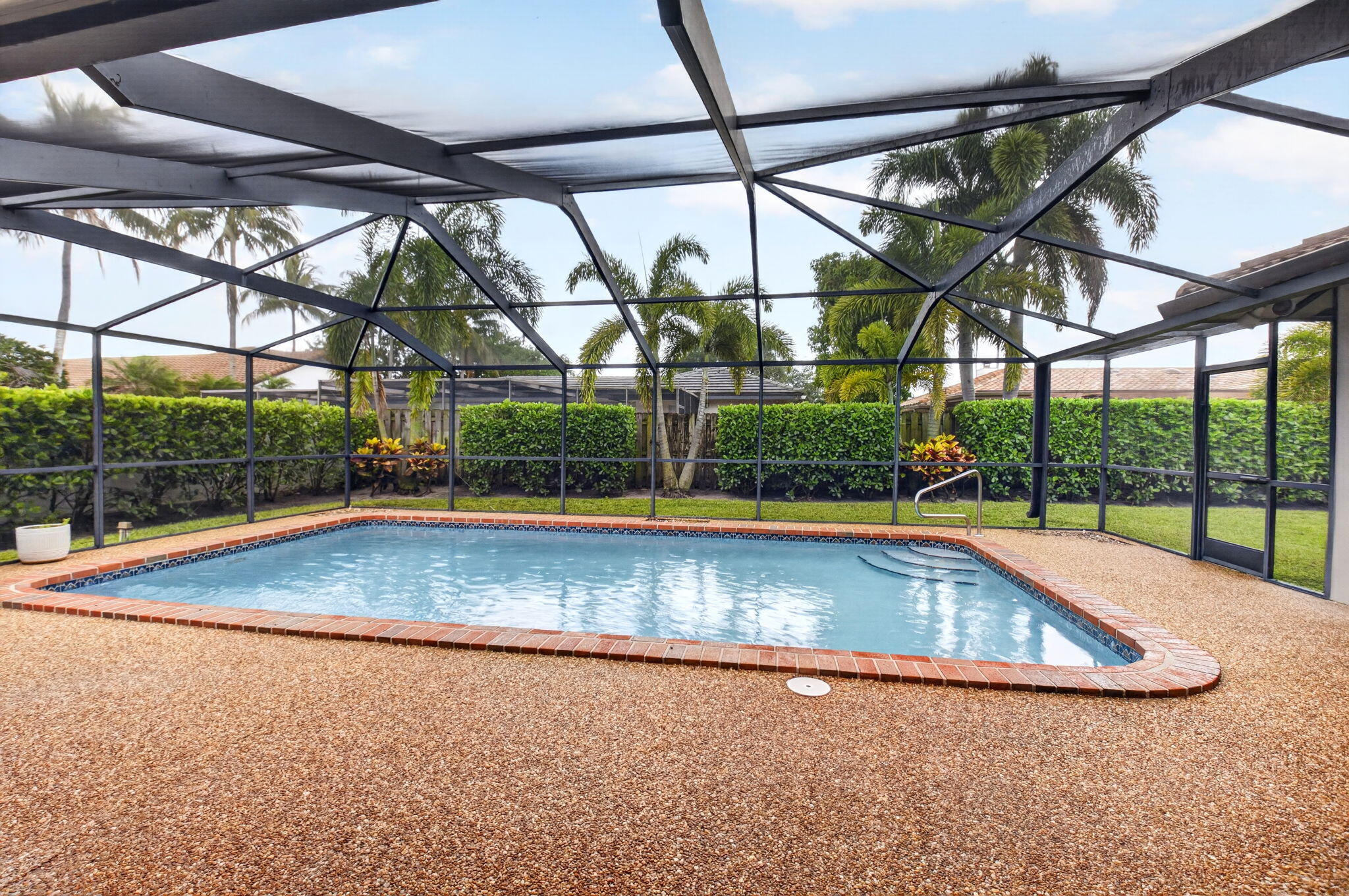 CARRIAGE HILL - Residential Lease