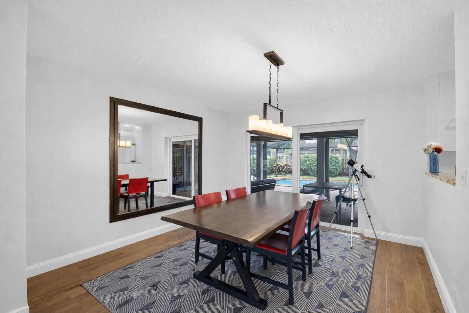 CARRIAGE HILL - Residential Lease