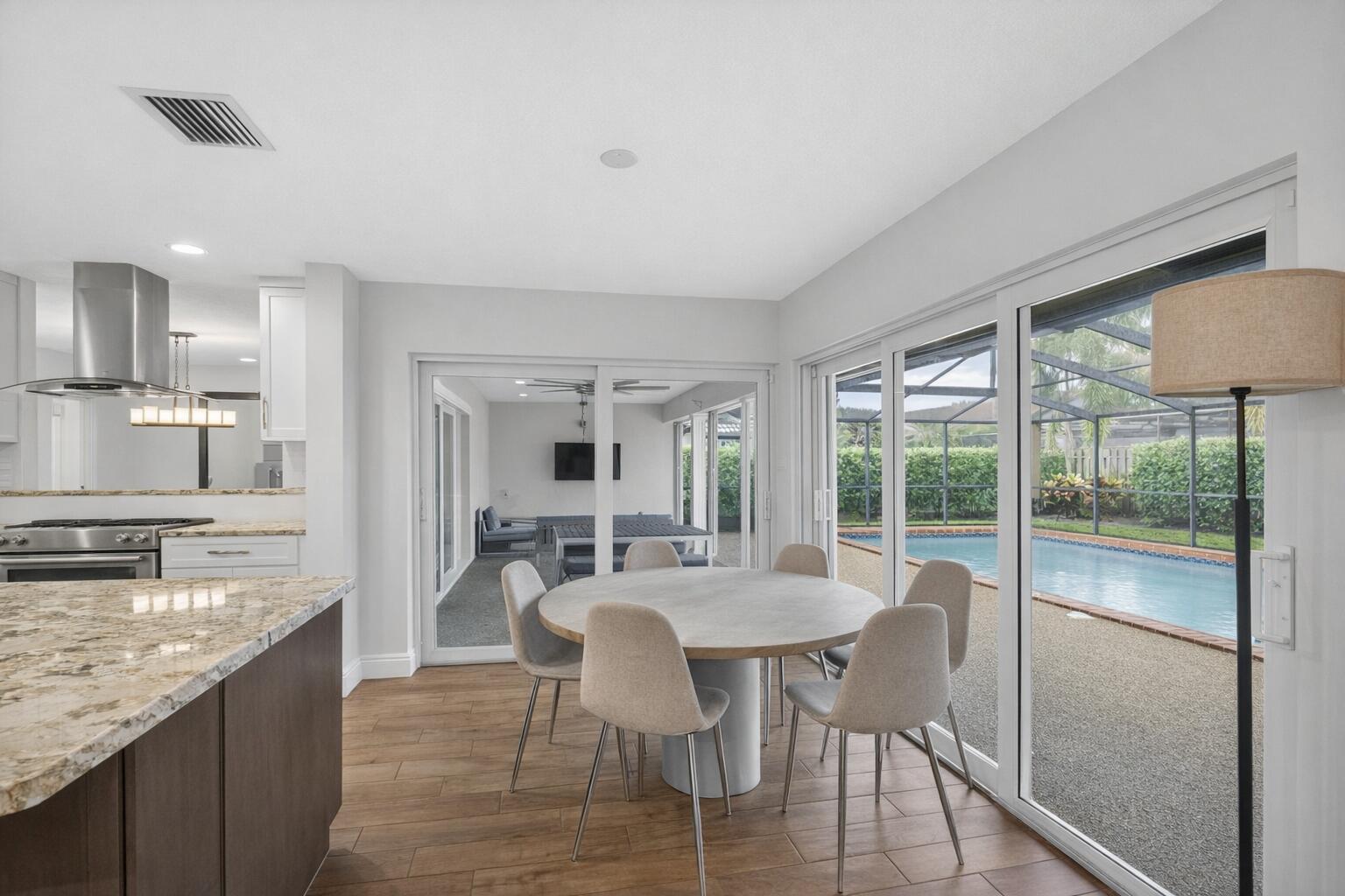 CARRIAGE HILL - Residential Lease