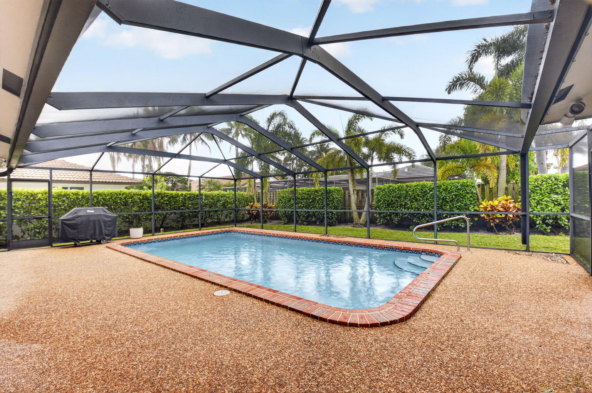 CARRIAGE HILL - Residential Lease