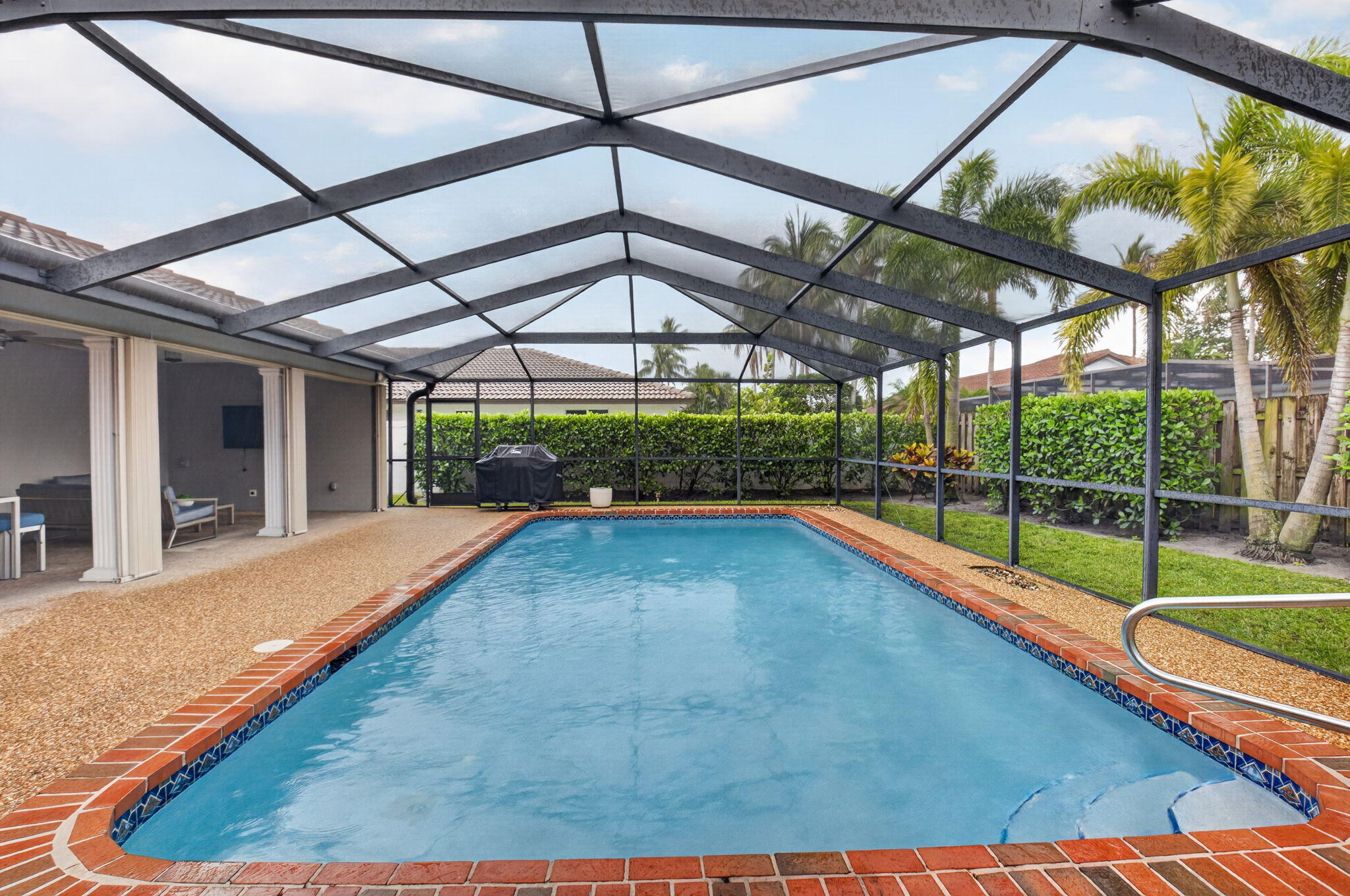 CARRIAGE HILL - Residential Lease