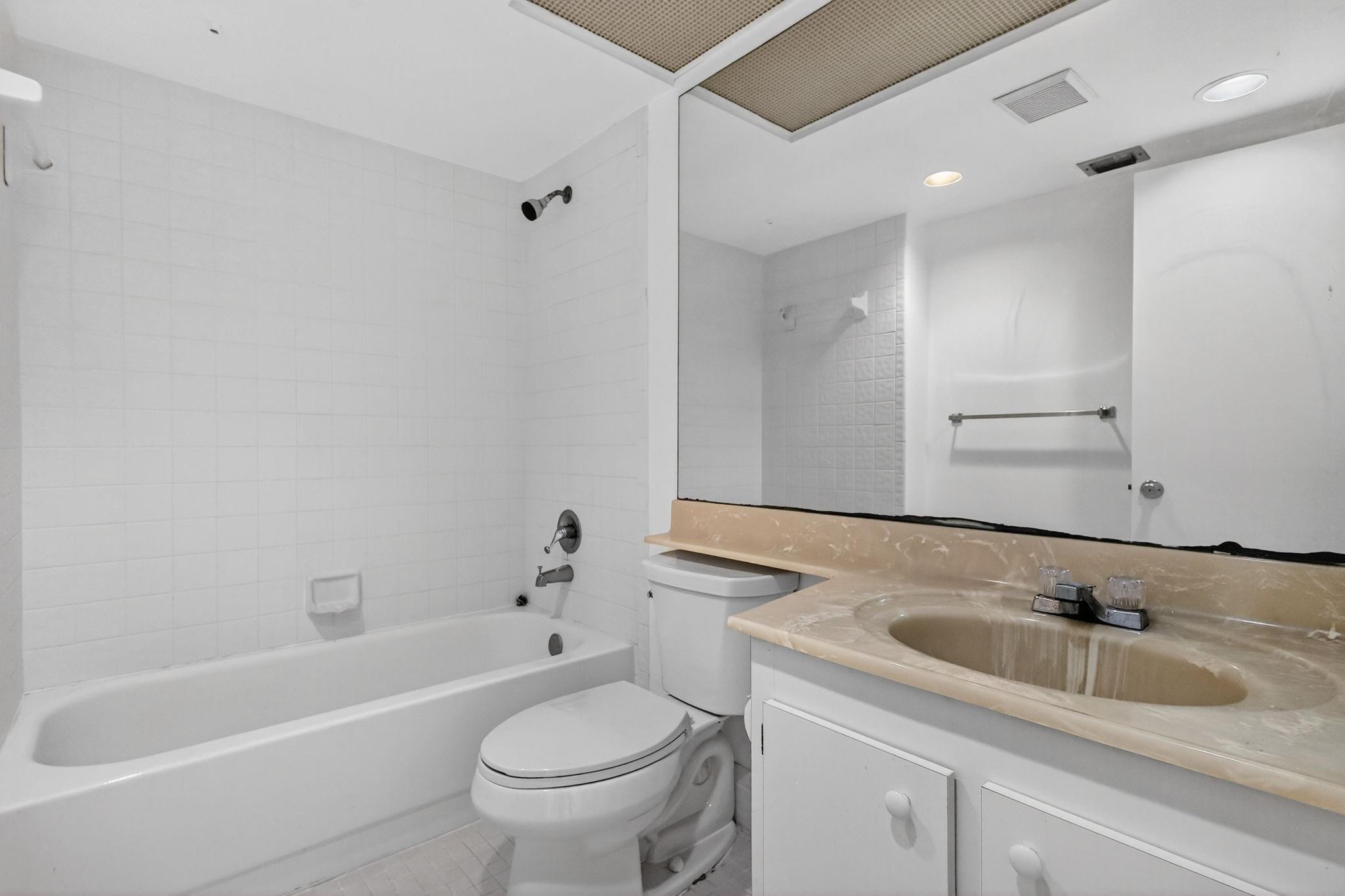 BUCKINGHAM AT CENTURY VILLAGE - Residential