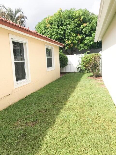 FAIRWAY COVE OF WELLINGTON - Residential Lease