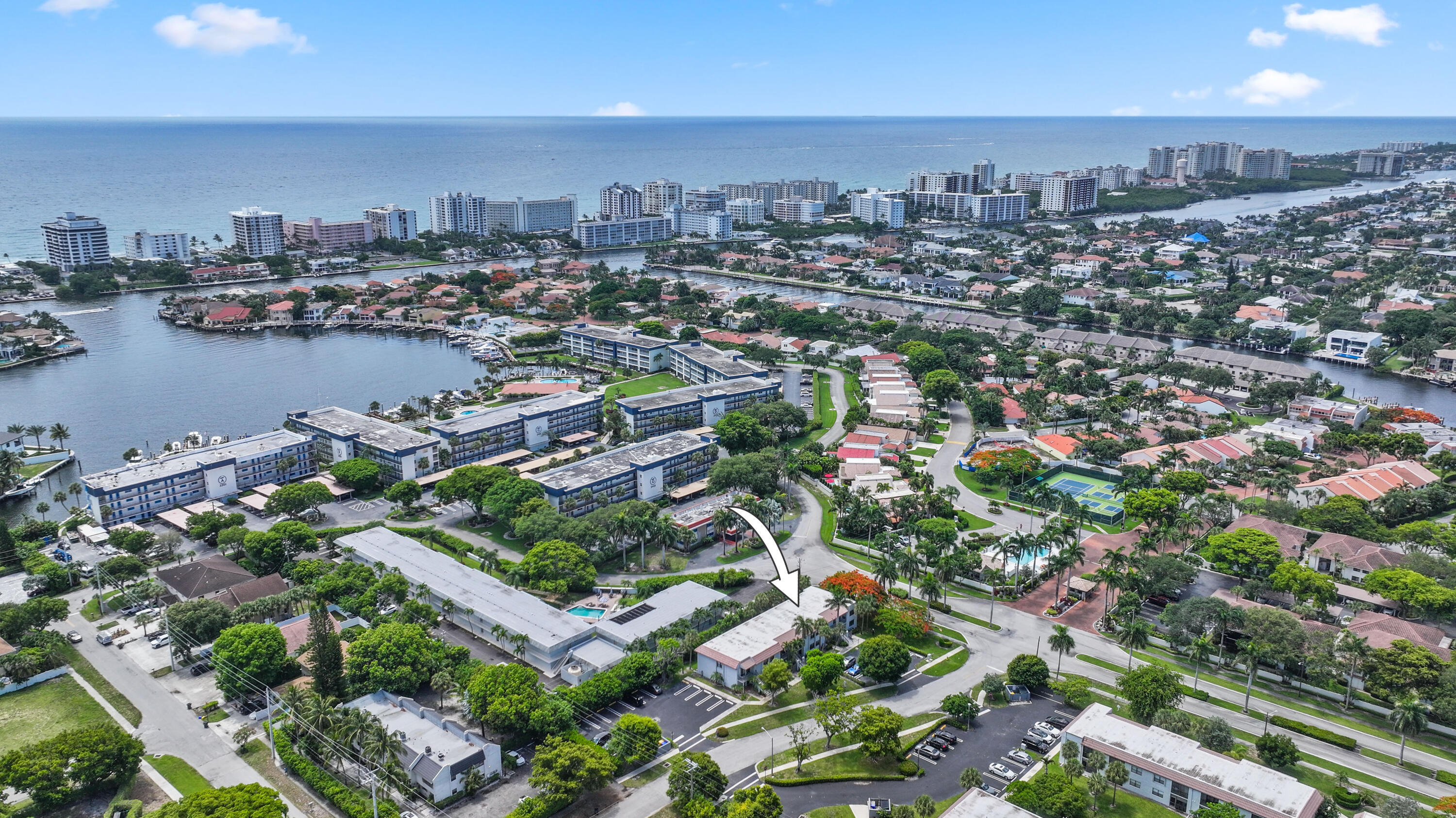 BOCA ISLE CONDO - Residential Lease